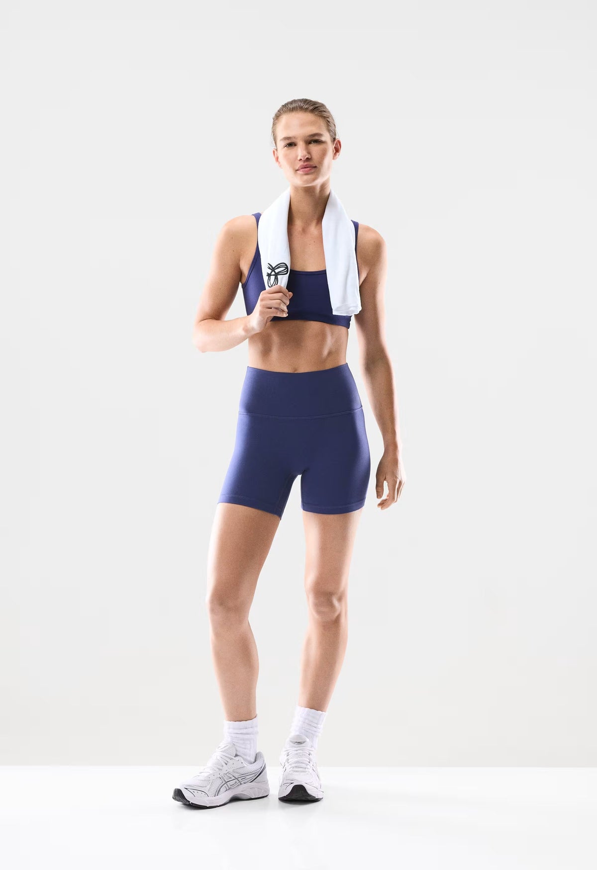 BUTTER Cheeky Infinite Hi-Rise 5 Short - HARBOUR NAVY
