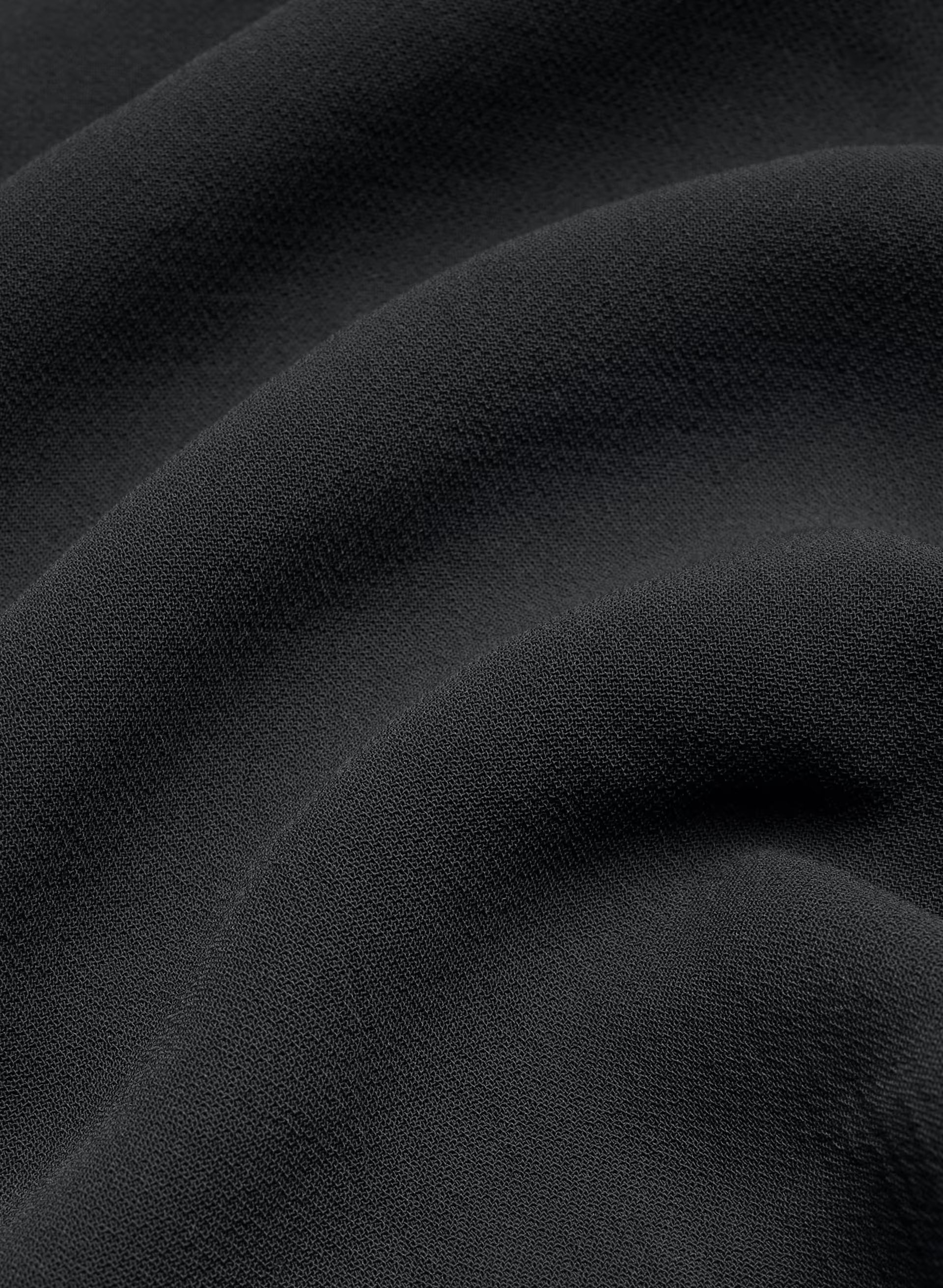 The Lodge Short™ Mid-Thigh - Crepette™ - BLACK