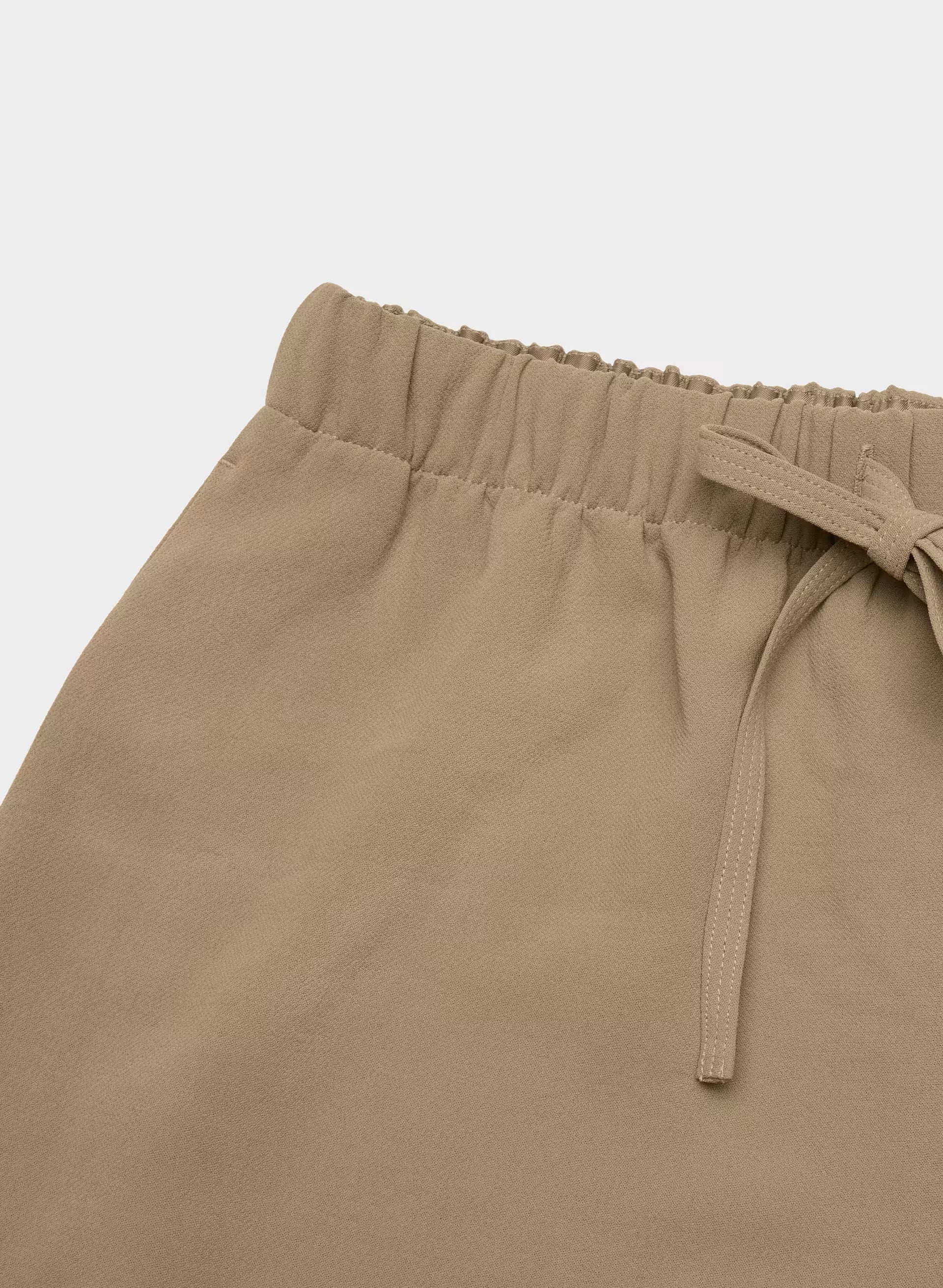 The Lodge Short™ Mid-Thigh - Crepette™ - FOLIO TAUPE
