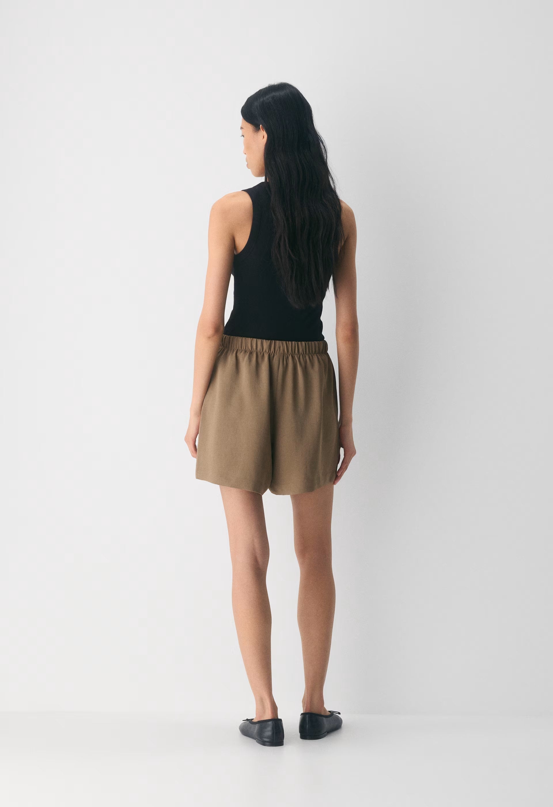 The Lodge Short™ Mid-Thigh - Crepette™ - FOLIO TAUPE