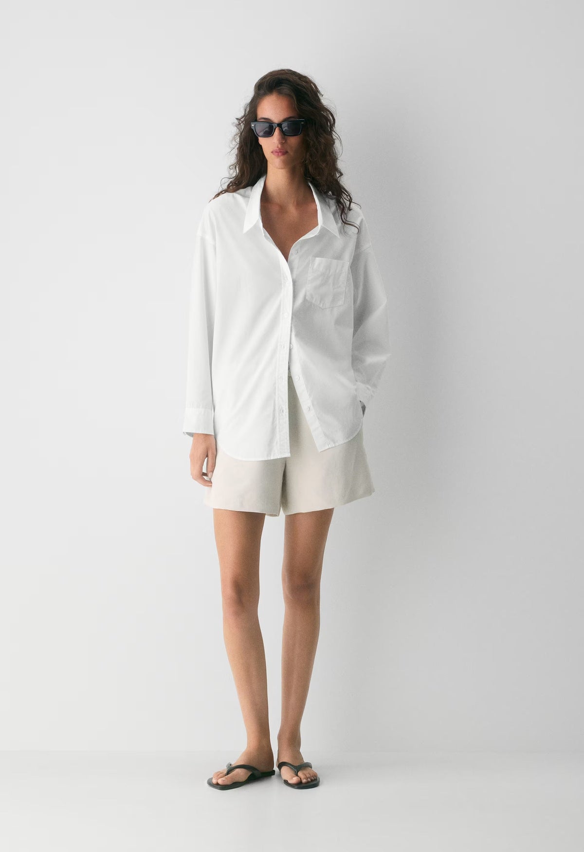 The Lodge Short™ Mid-Thigh - Crepette™ - METROPOLIS BEIGE