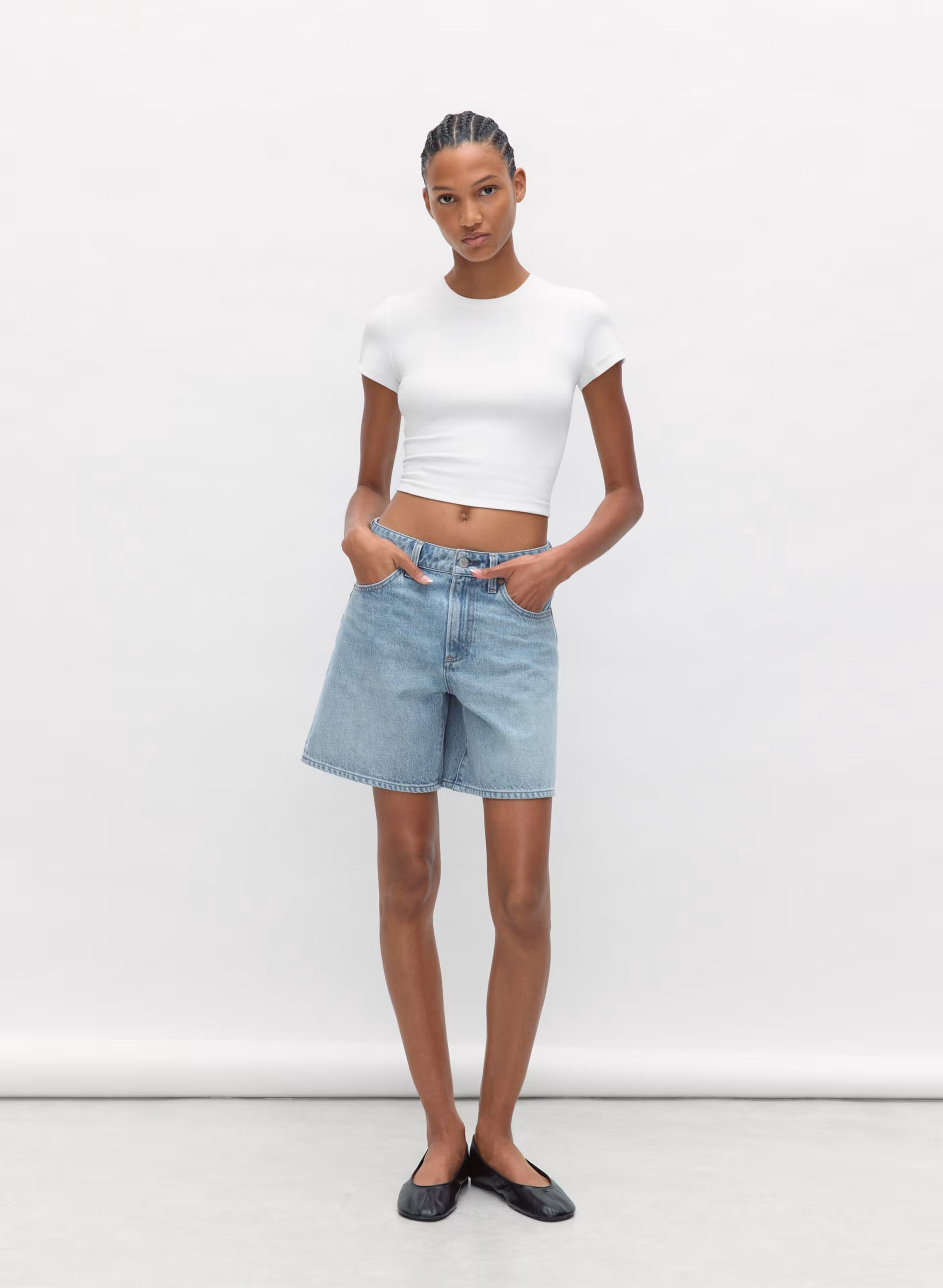 Denim Forum The ‘90s Vintage Hi Mid-Thigh Denim Short - 7 YRS BLEU TABOO
