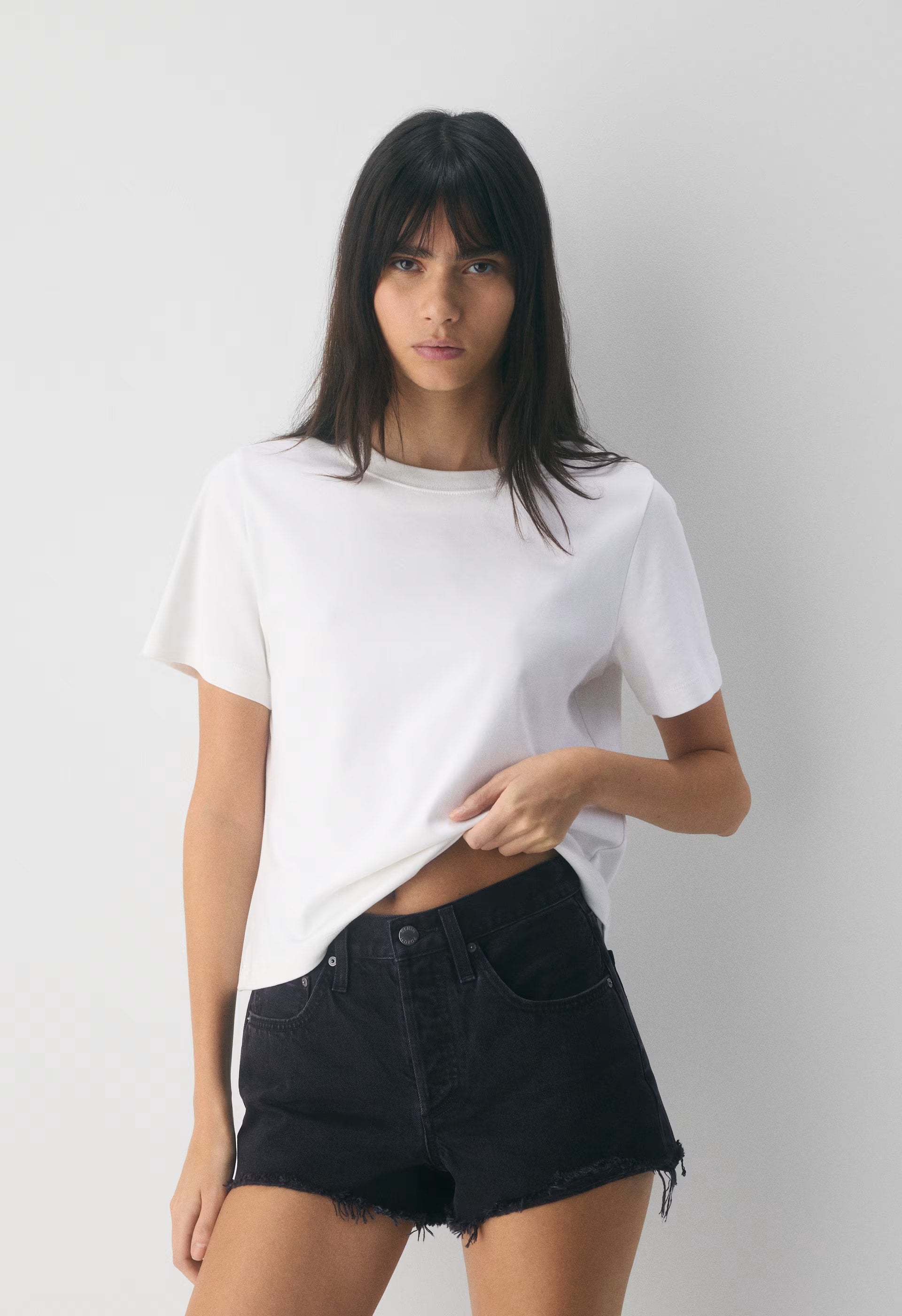Denim Forum The ‘90s Vintage Hi-Rise Mini Denim Short - BLACK EYELINER