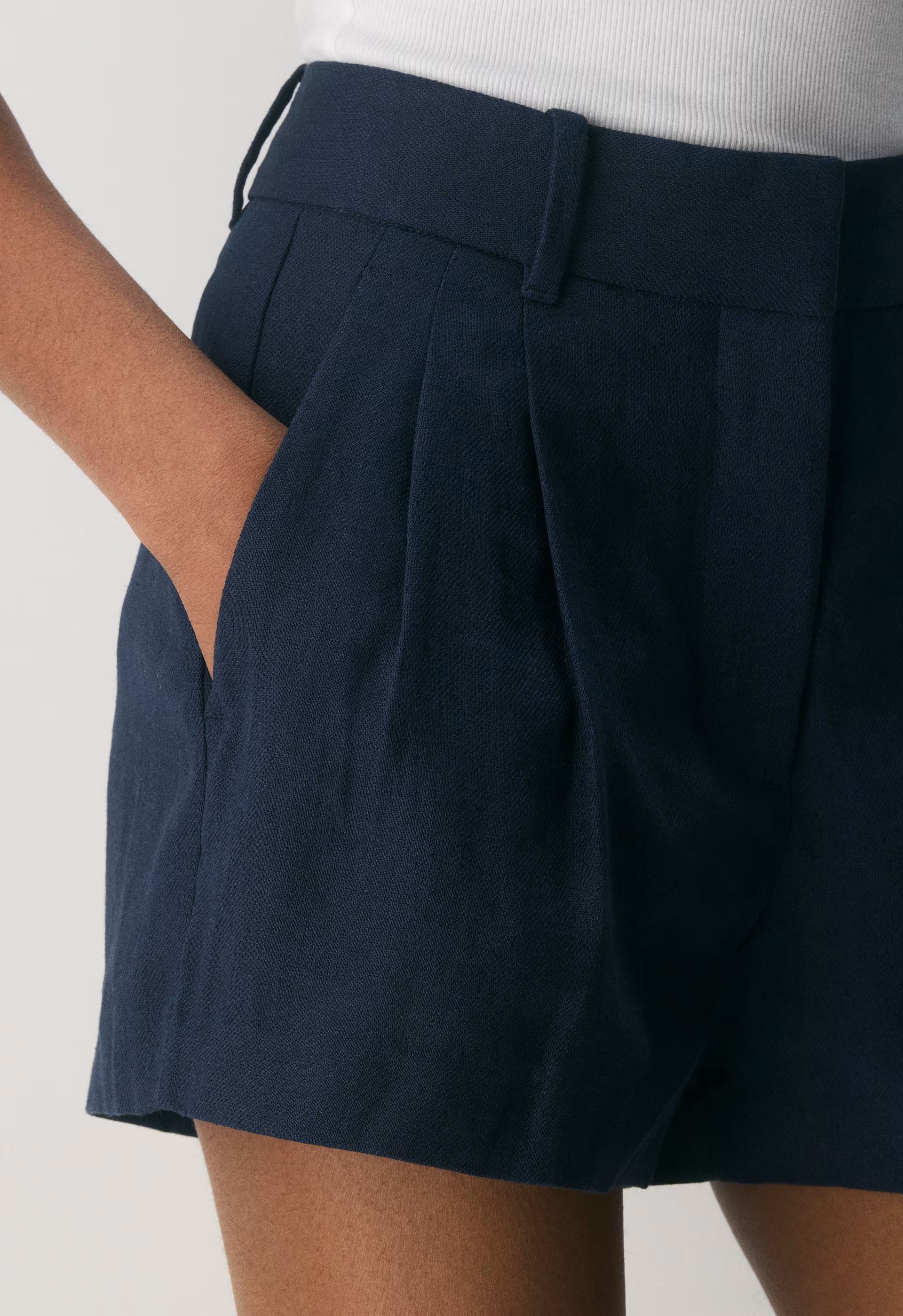 The Effortless Short™ Mini - PowerLinen™ - ADMIRAL