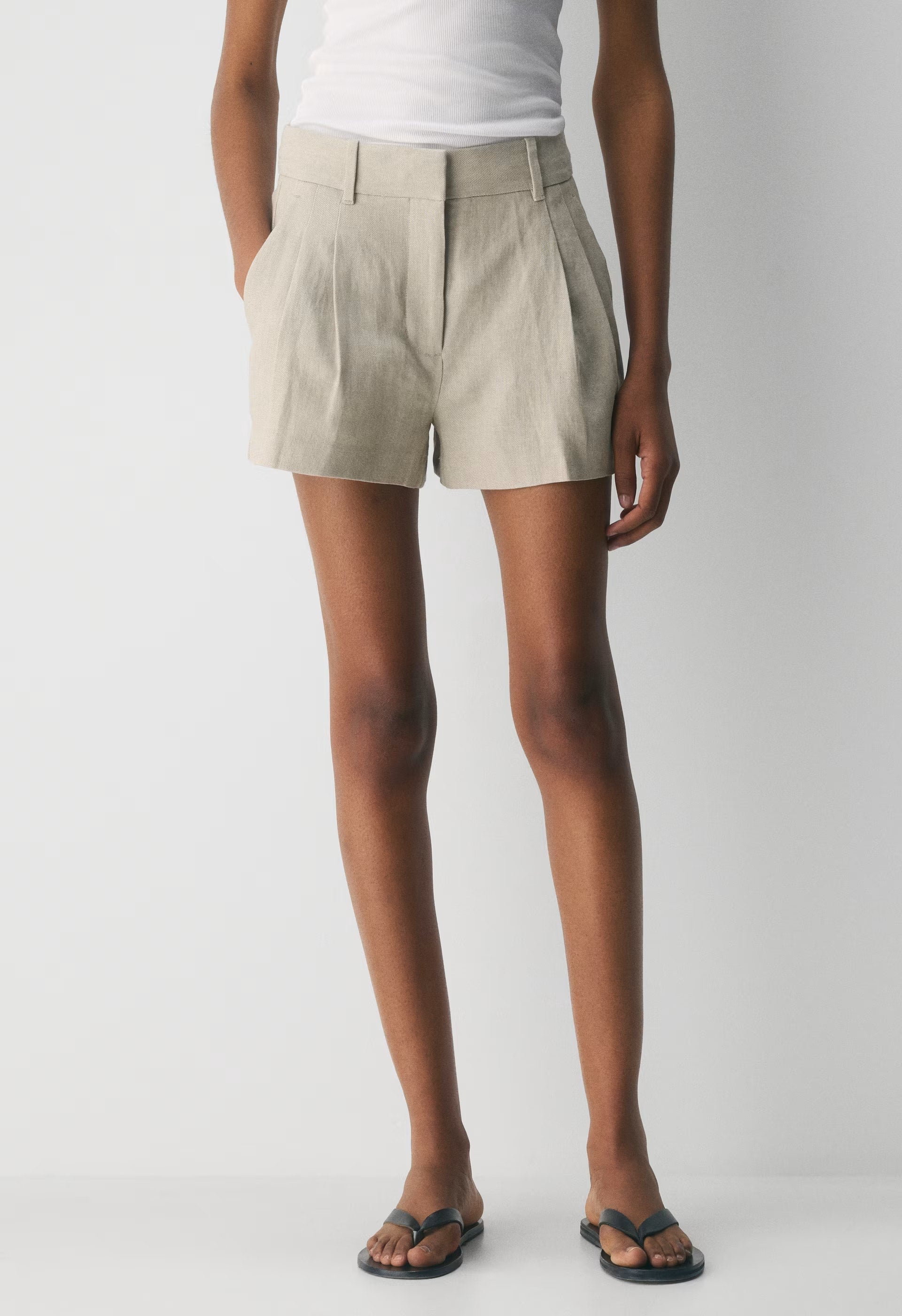 The Effortless Short™ Mini - PowerLinen™ - BLACK