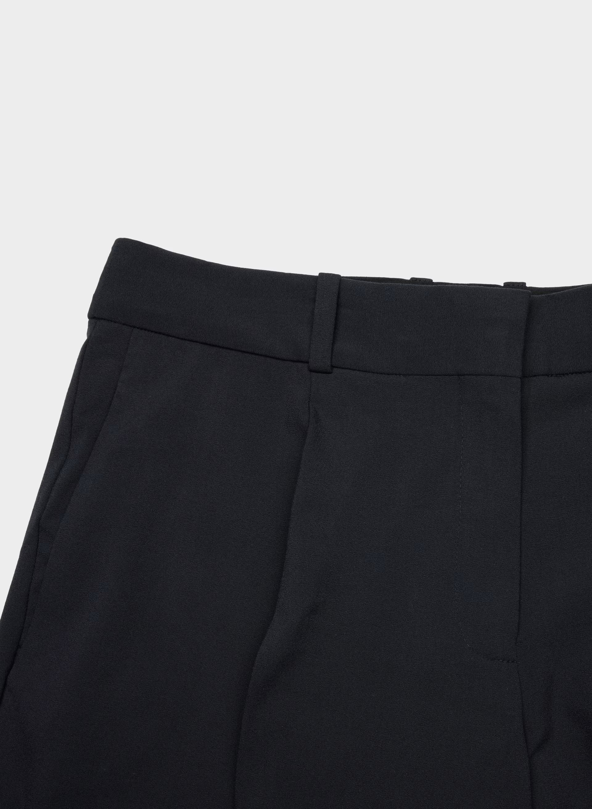 Touchpoint Short - Eversential™ Light - DARK NIGHT NAVY