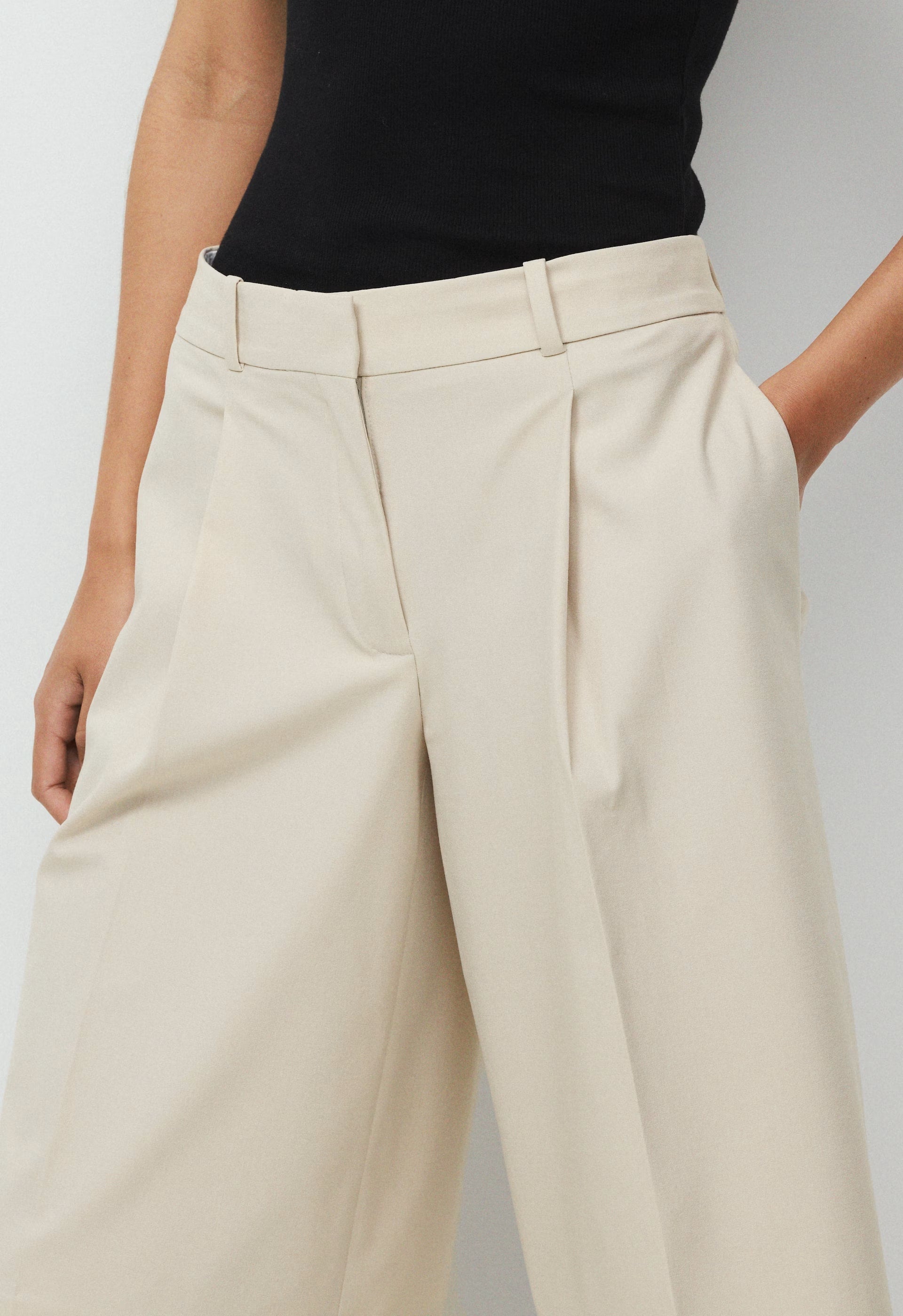 Touchpoint Short - Eversential™ Light - METROPOLIS BEIGE