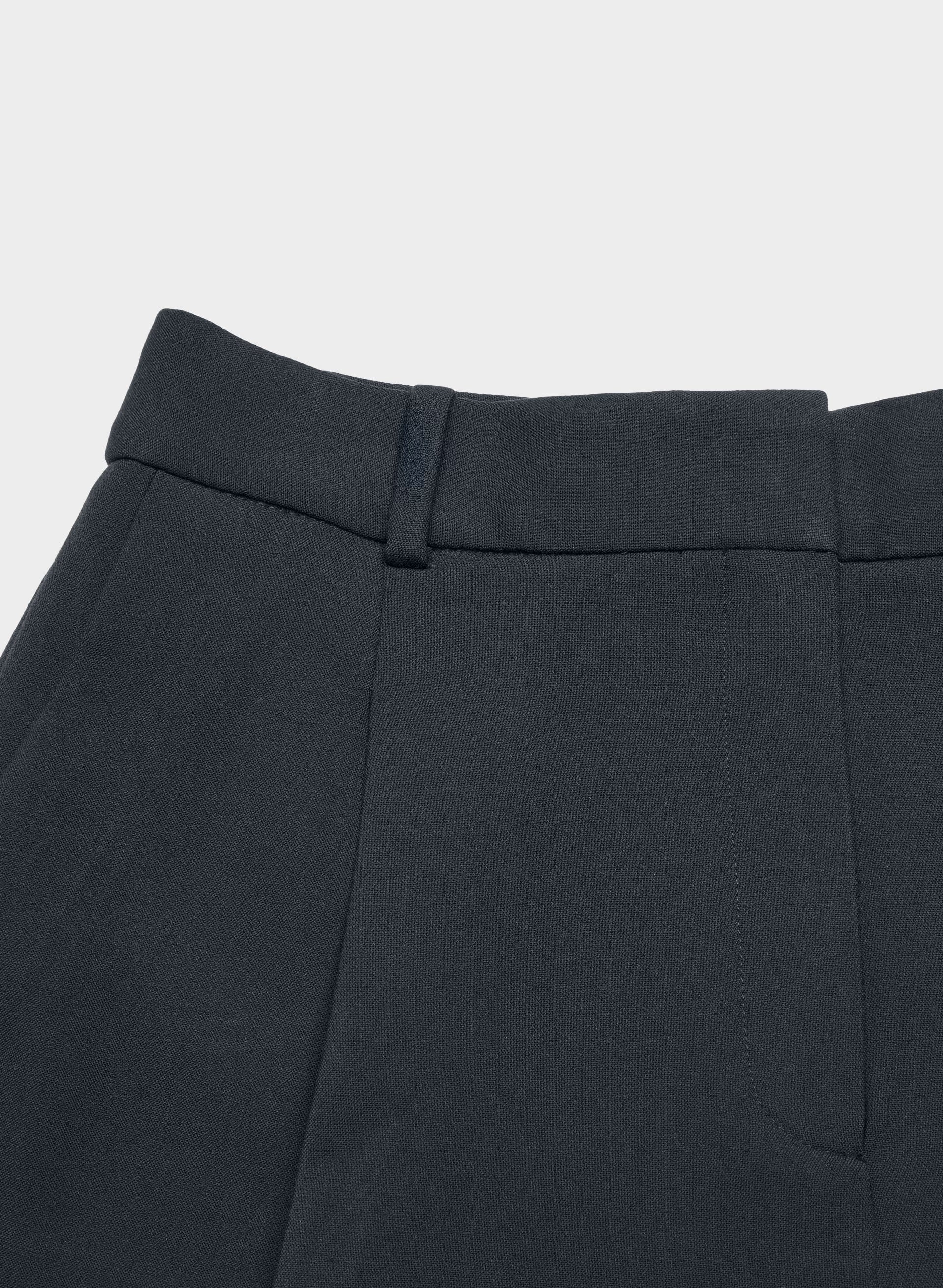 Cityscape Short - Eversential™ - DARK NIGHT NAVY