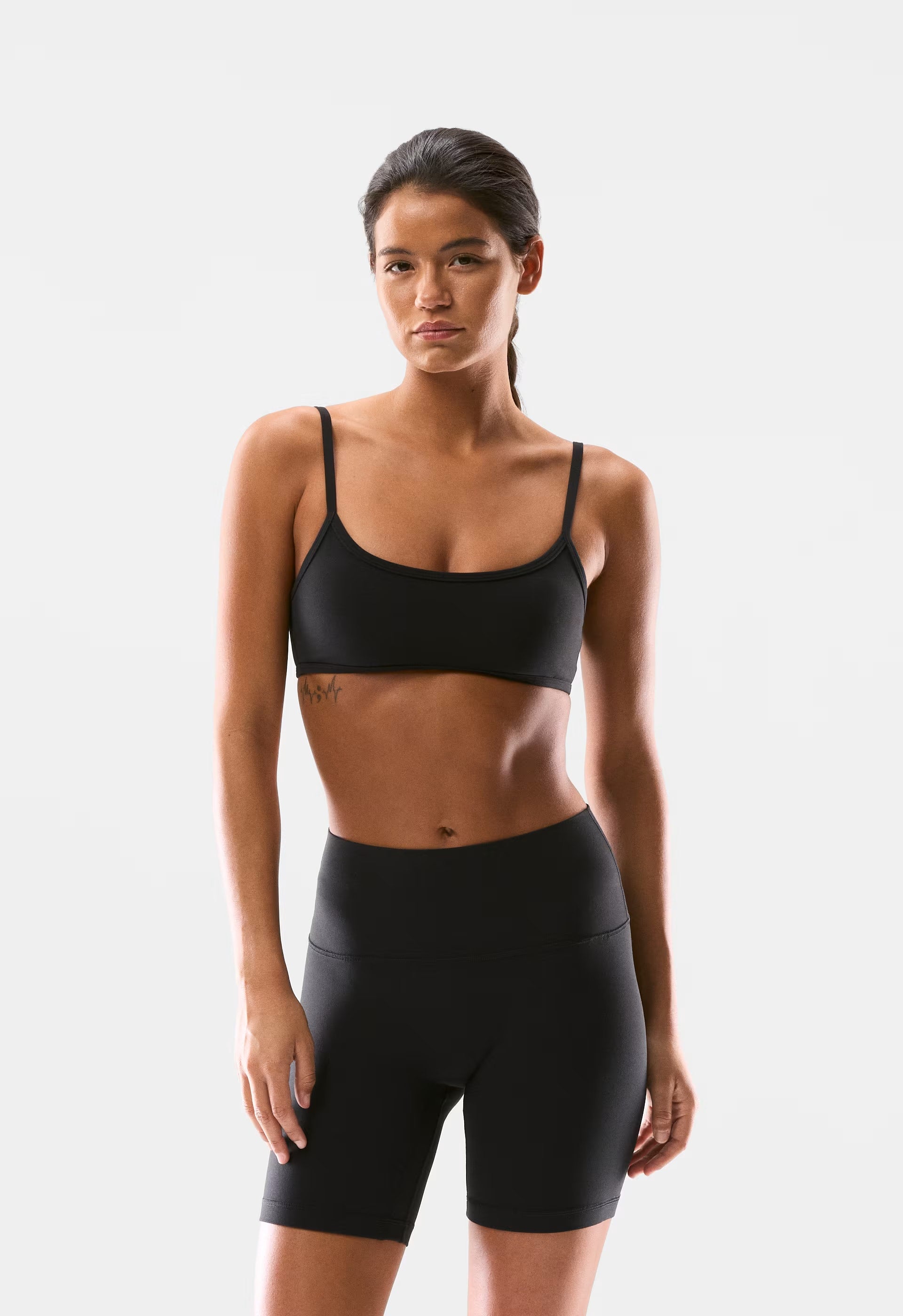 BUTTER Cheeky Infinite Hi-Rise 7 Short - BLACK