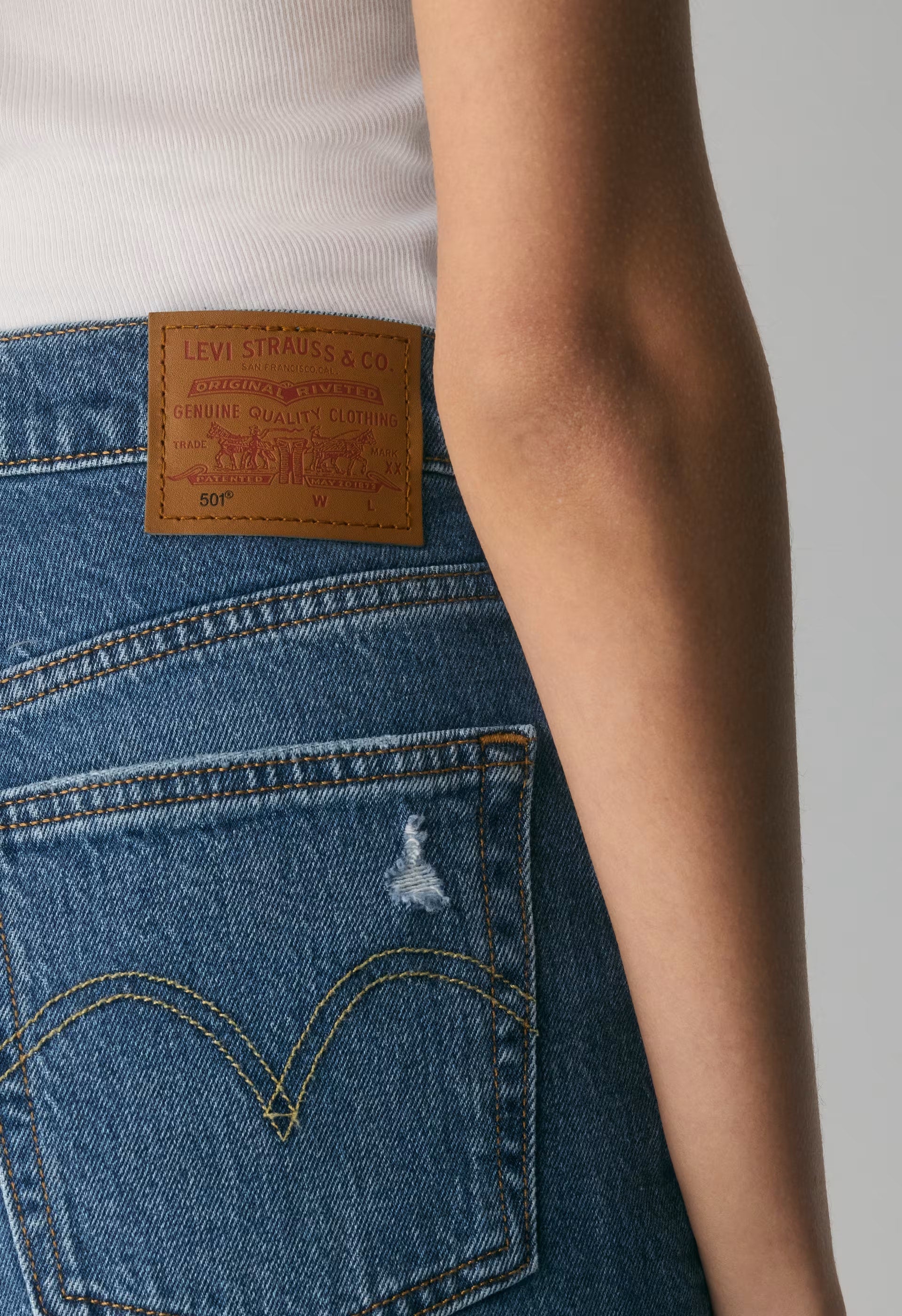 Levi's 501 Original Short - ROLL AWAY
