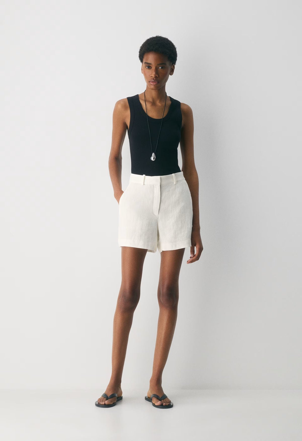 New Agency Mid-Thigh Short - PowerLinen™ - LIGHT BIRCH