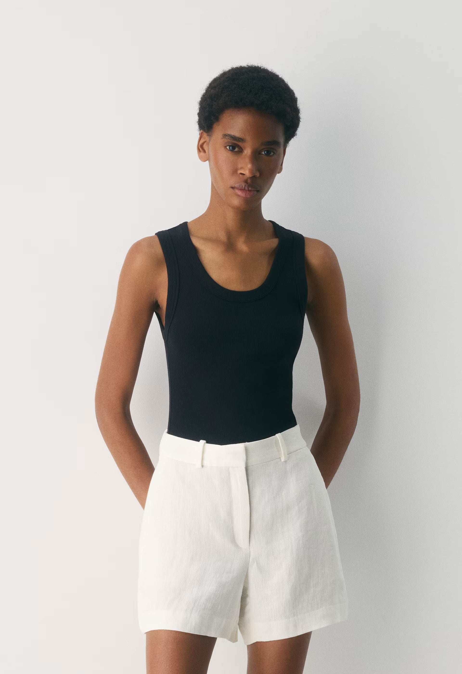 New Agency Mid-Thigh Short - PowerLinen™ - LIGHT BIRCH