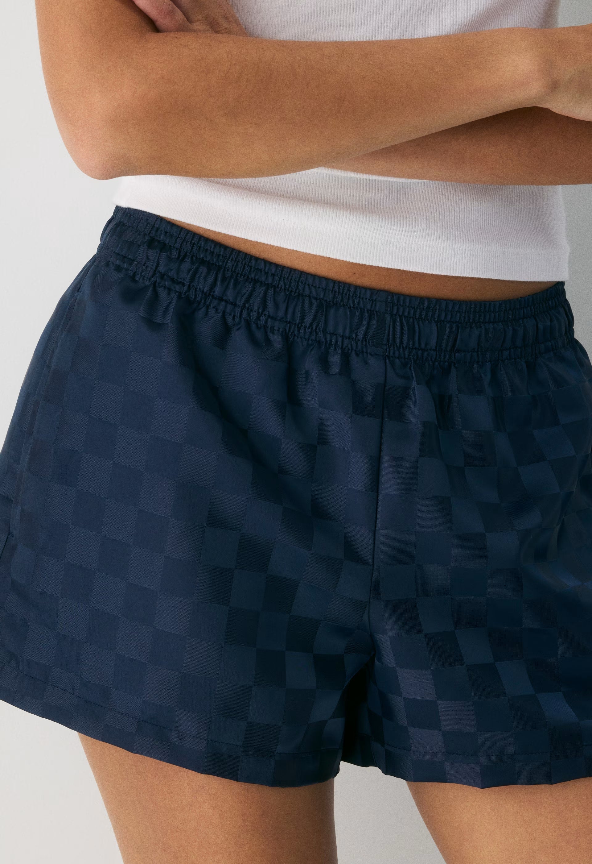 Medallion Mini Short - ADMIRAL