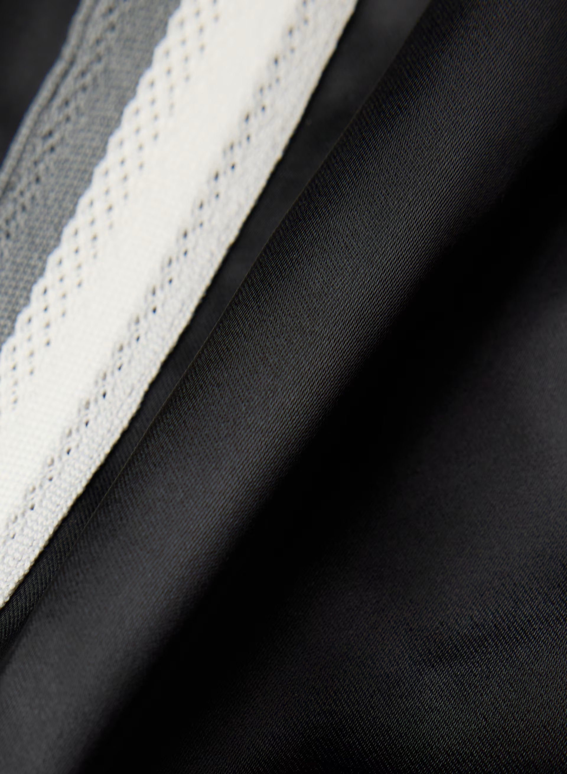 Curva Dolphin Short - BLACK/MULTI