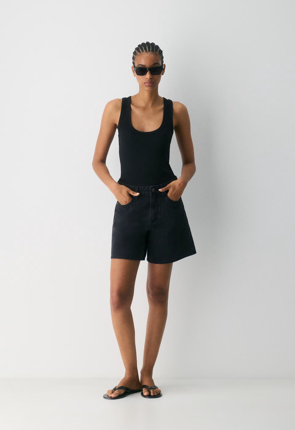 Denim Forum The ‘90s Vintage Hi Mid-Thigh Denim Short - BLACK EYELINER