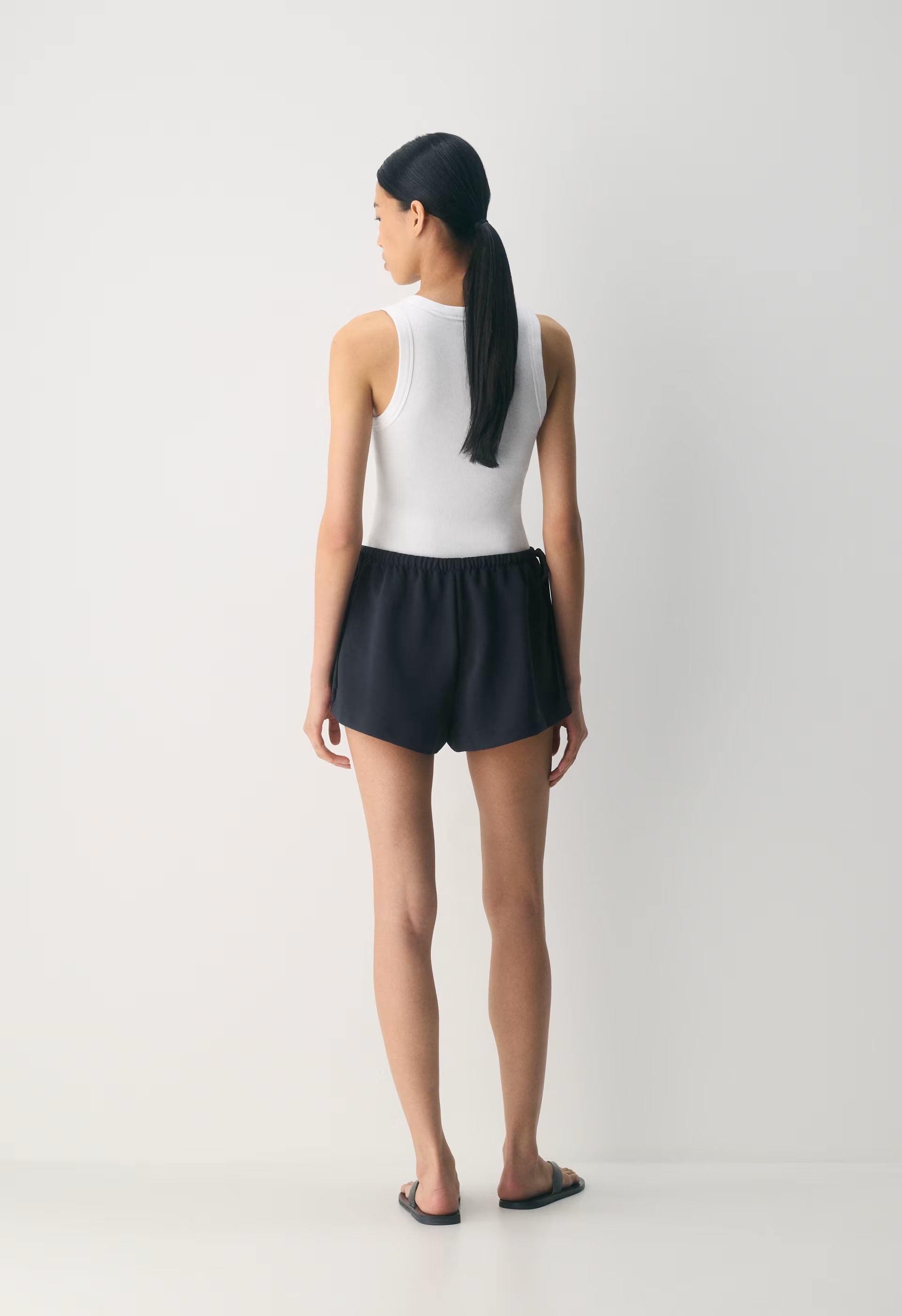 Artisan Short - Crepette™ - WHITE