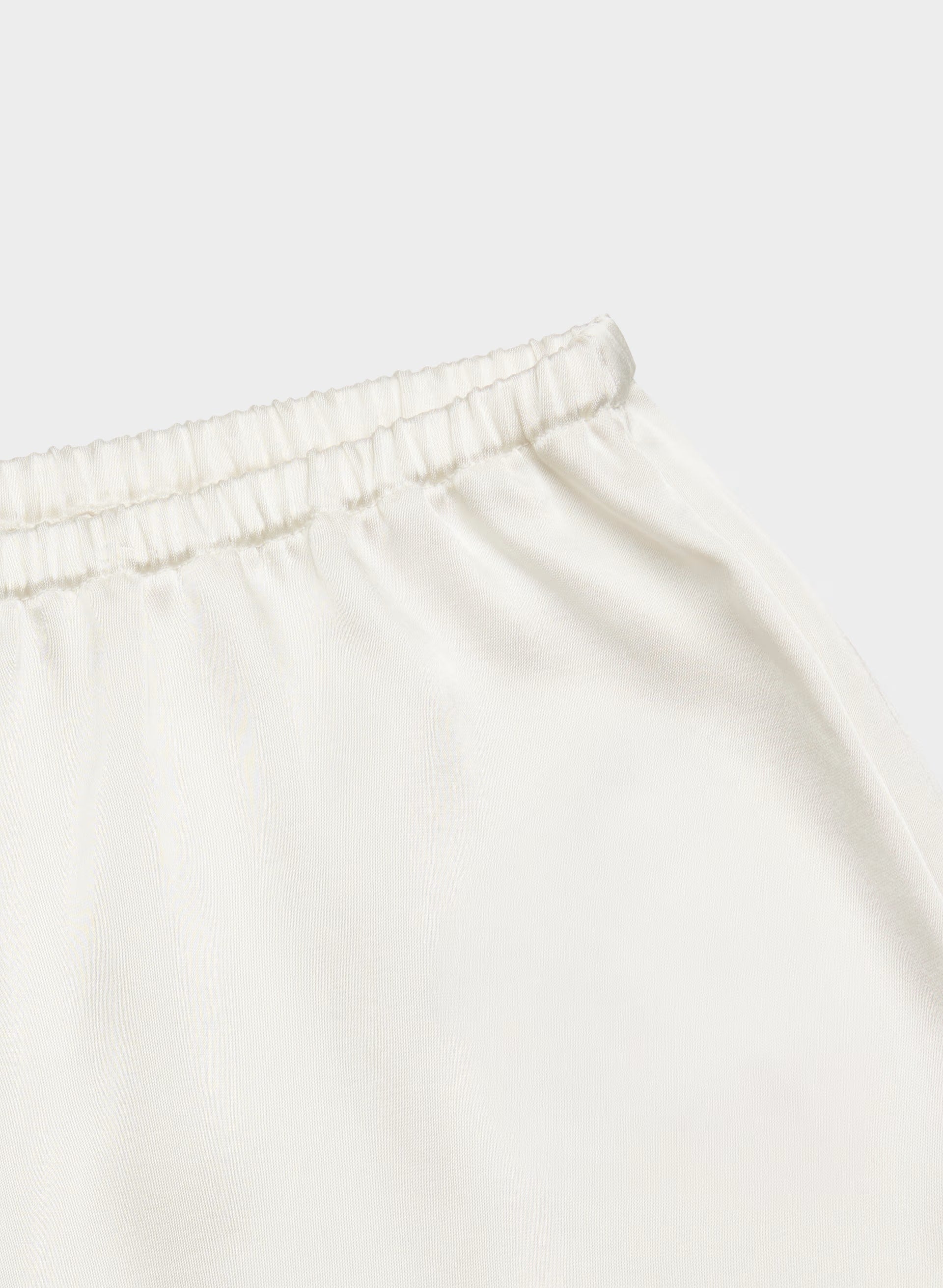 Whimsy Satin Short - LT BR/SPKLG CHMPGN