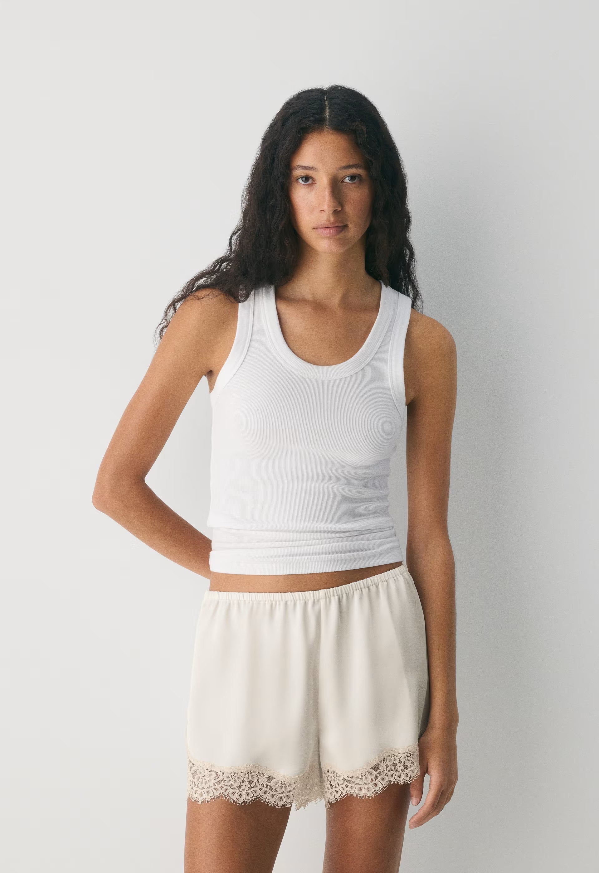 Whimsy Satin Short - LT BR/SPKLG CHMPGN