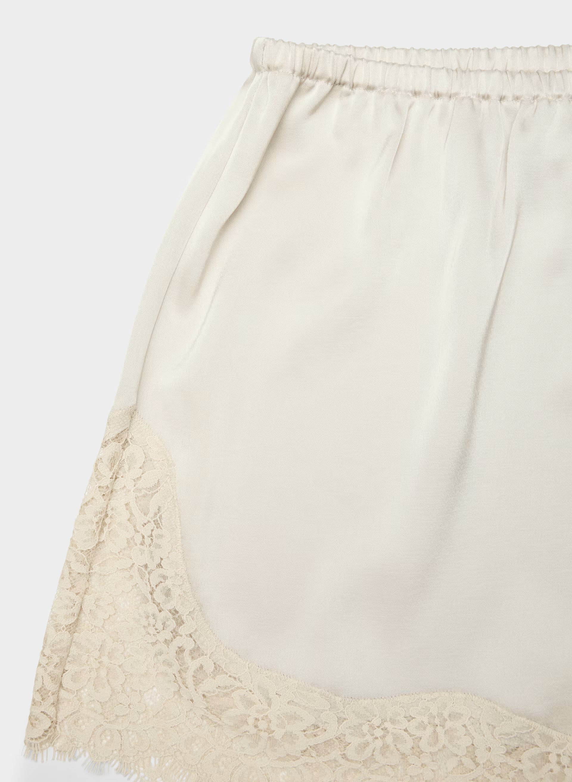 Whimsy Satin Short - MTRPLS TP/ SPRKNG CHMP