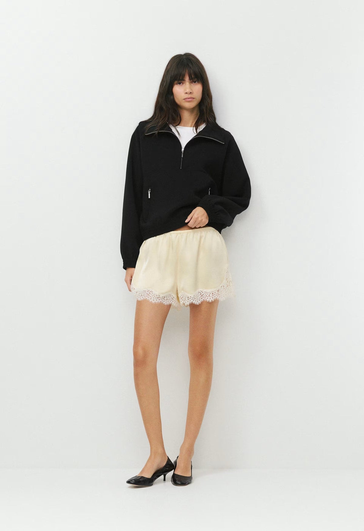 Whimsy Satin Short - SS CREAM/LIGHT BIRCH