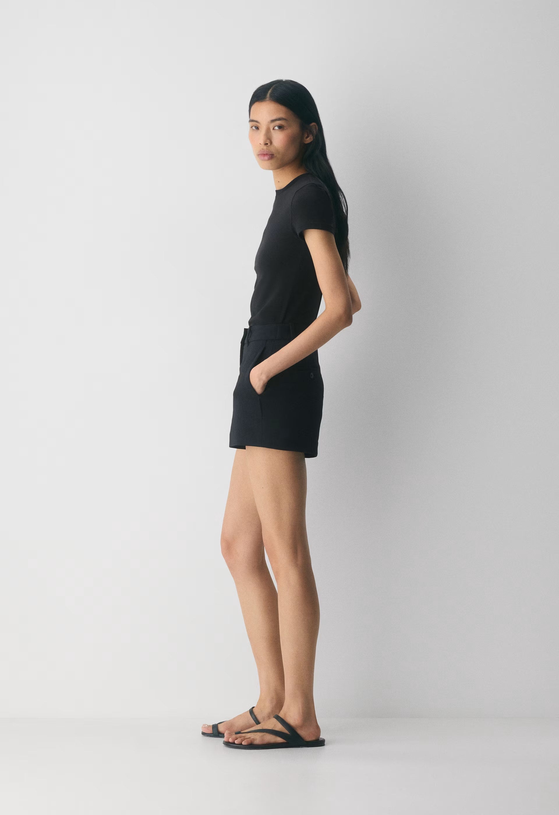 New Agency Mini Short - Crepette™ - BLACK