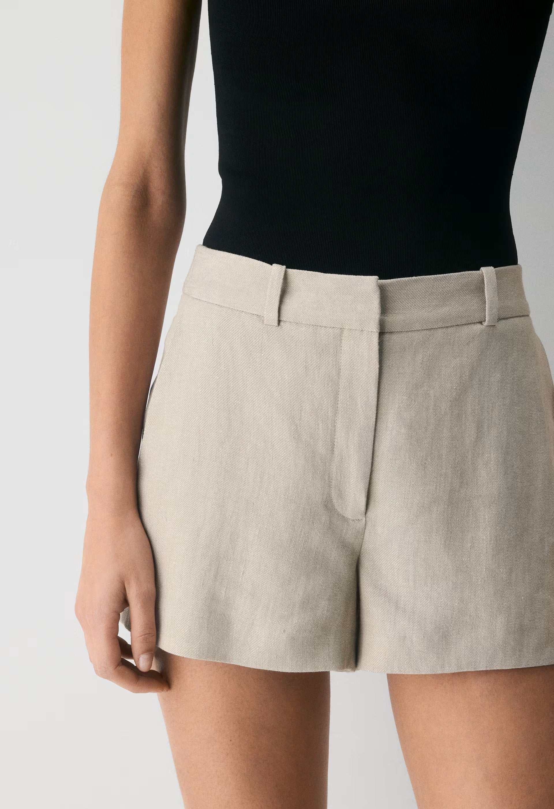 New Agency Mini Short - PowerLinen™ - UNDYED DARK ECRU