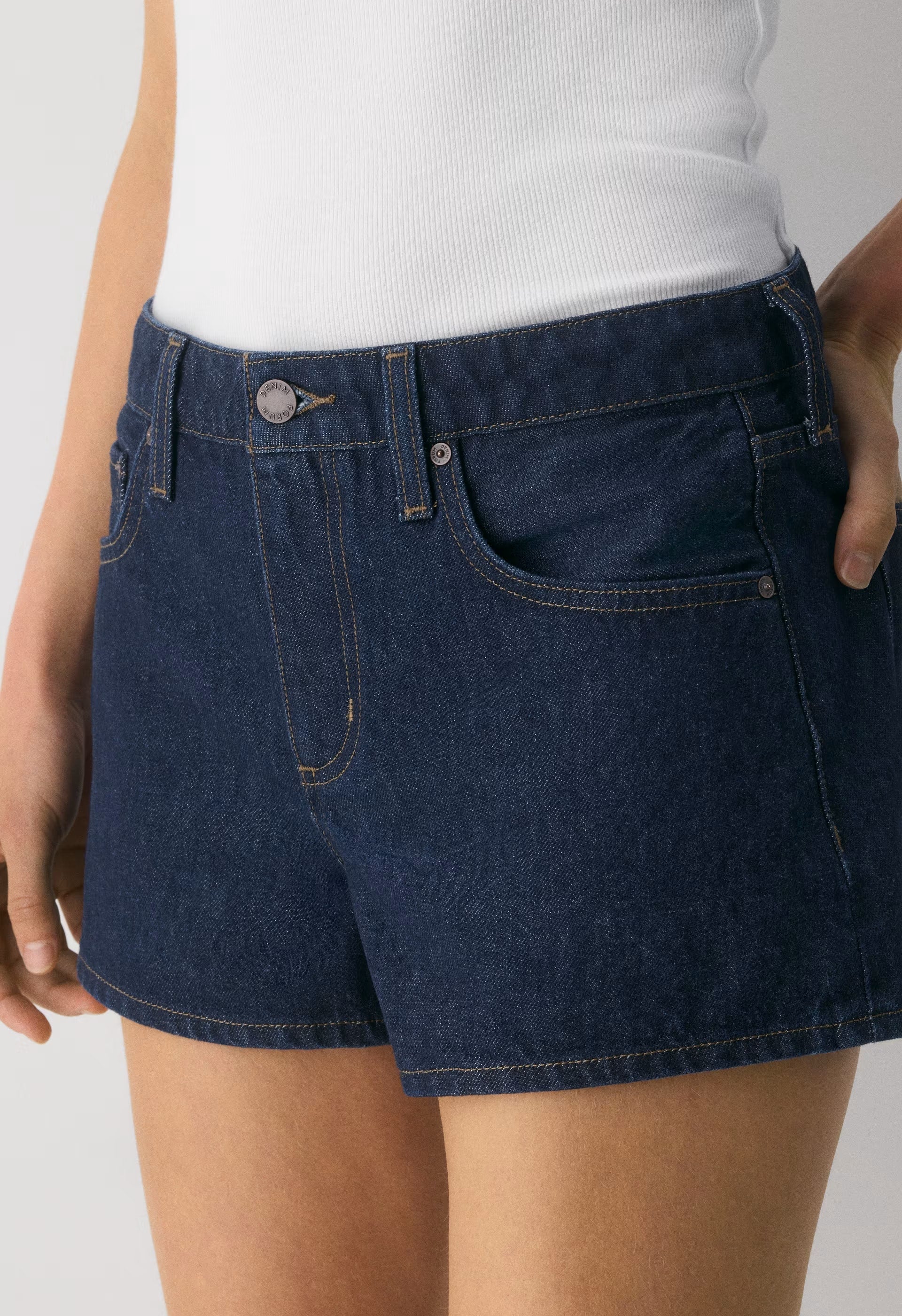 Denim Forum Alyssa Mid-Rise Mini Denim Short - NO-STRESS DARK BLUE