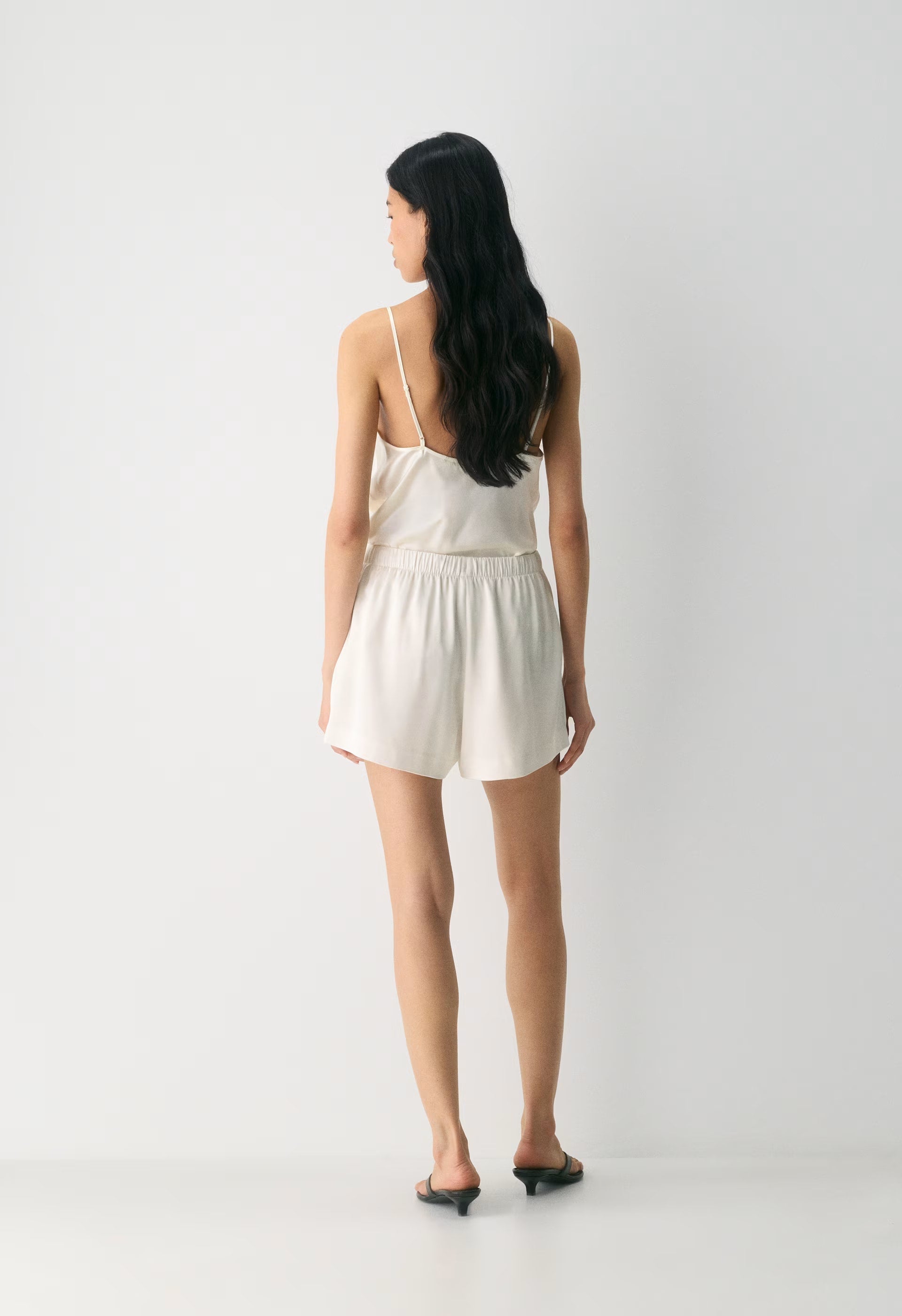 The Lodge Short™ Satin Mini - LIGHT BIRCH
