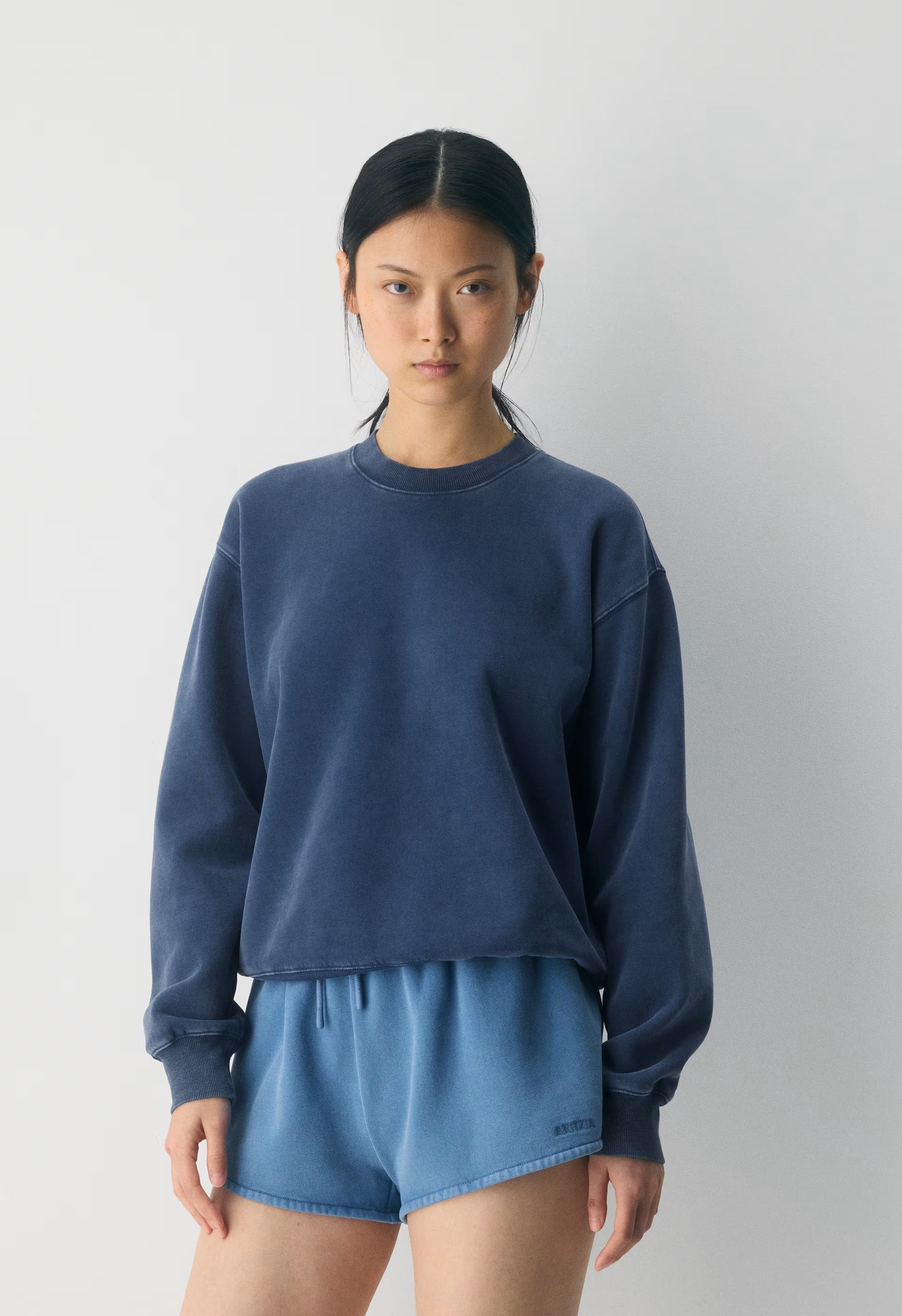 Cozy Sweatfleece Mega Flutter™ Micro Short - NO-STRESS LIGHT BLUE