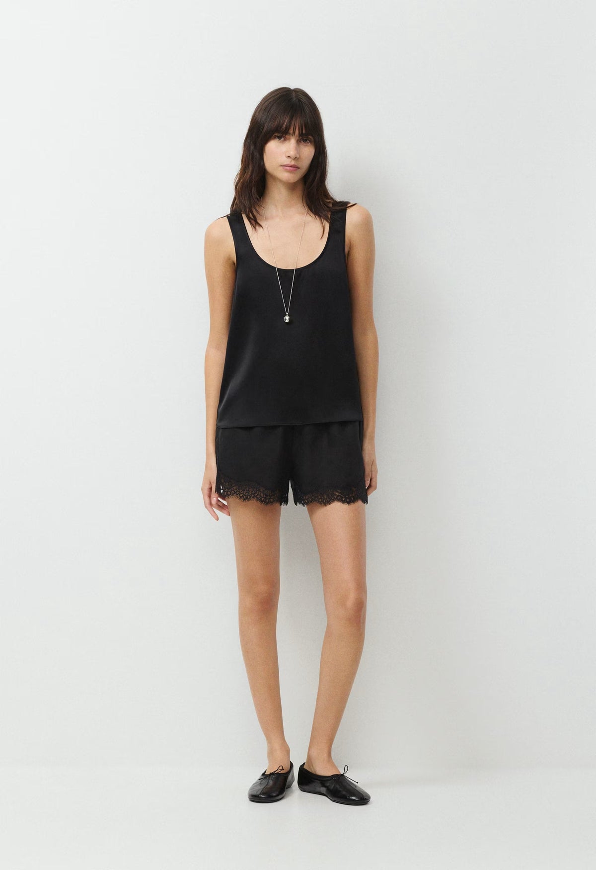 Whimsy Linen Short - BLACK/BLACK