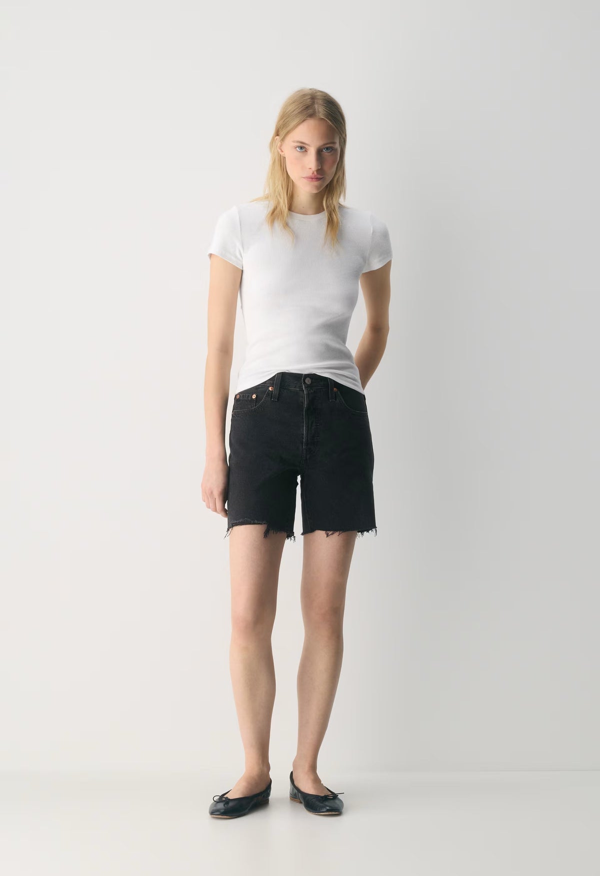 Levi's 501 Mid Thigh Jean Short - LUNAR BLACK