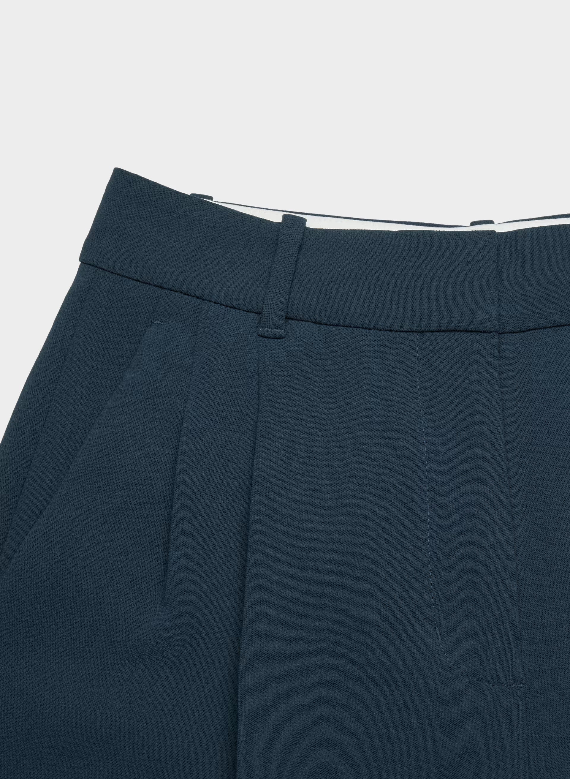 The Effortless Short™ Long - Crepette™ - ADMIRAL