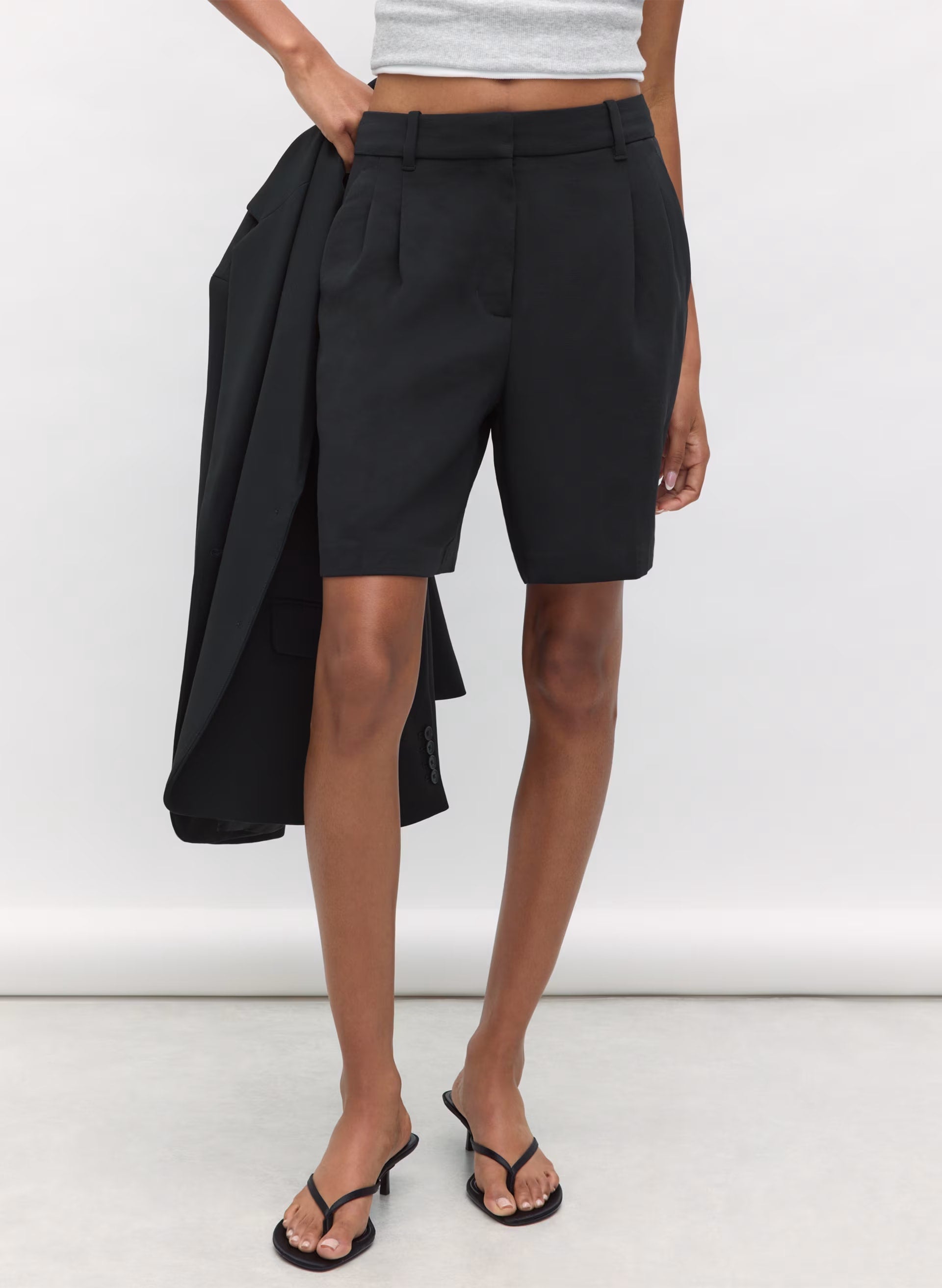 The Effortless Short™ Long - Crepette™ - BLACK