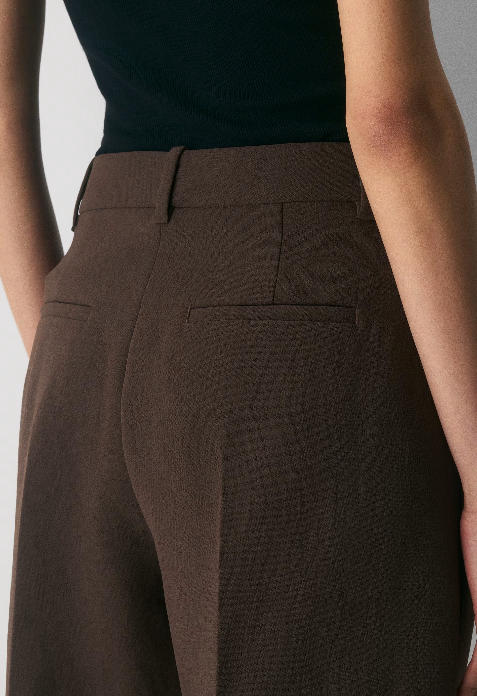 The Effortless Short™ Long - Crepette™ - FLINT GREEN