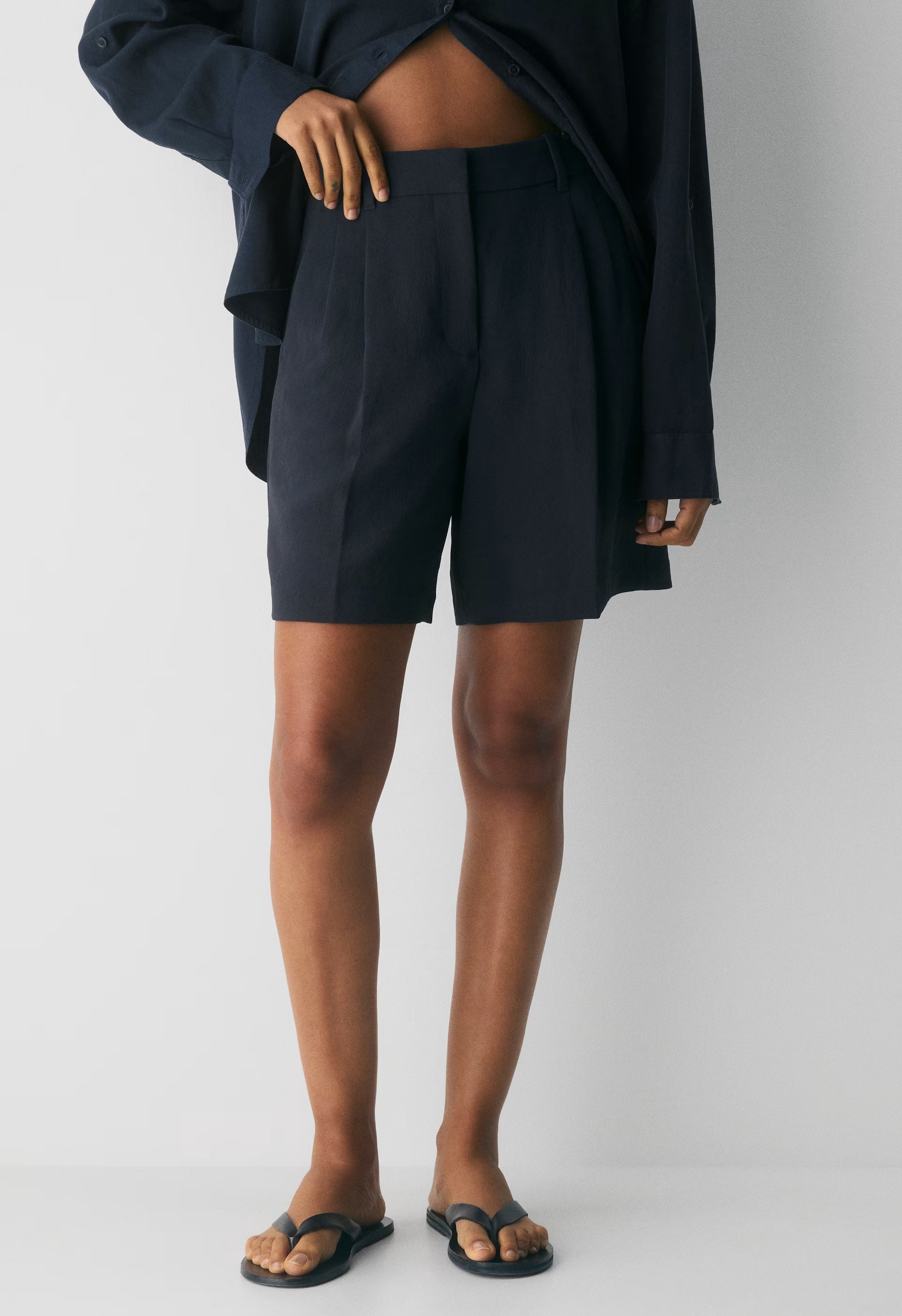 The Effortless Short™ Long - Crepette™ - DARK NIGHT NAVY