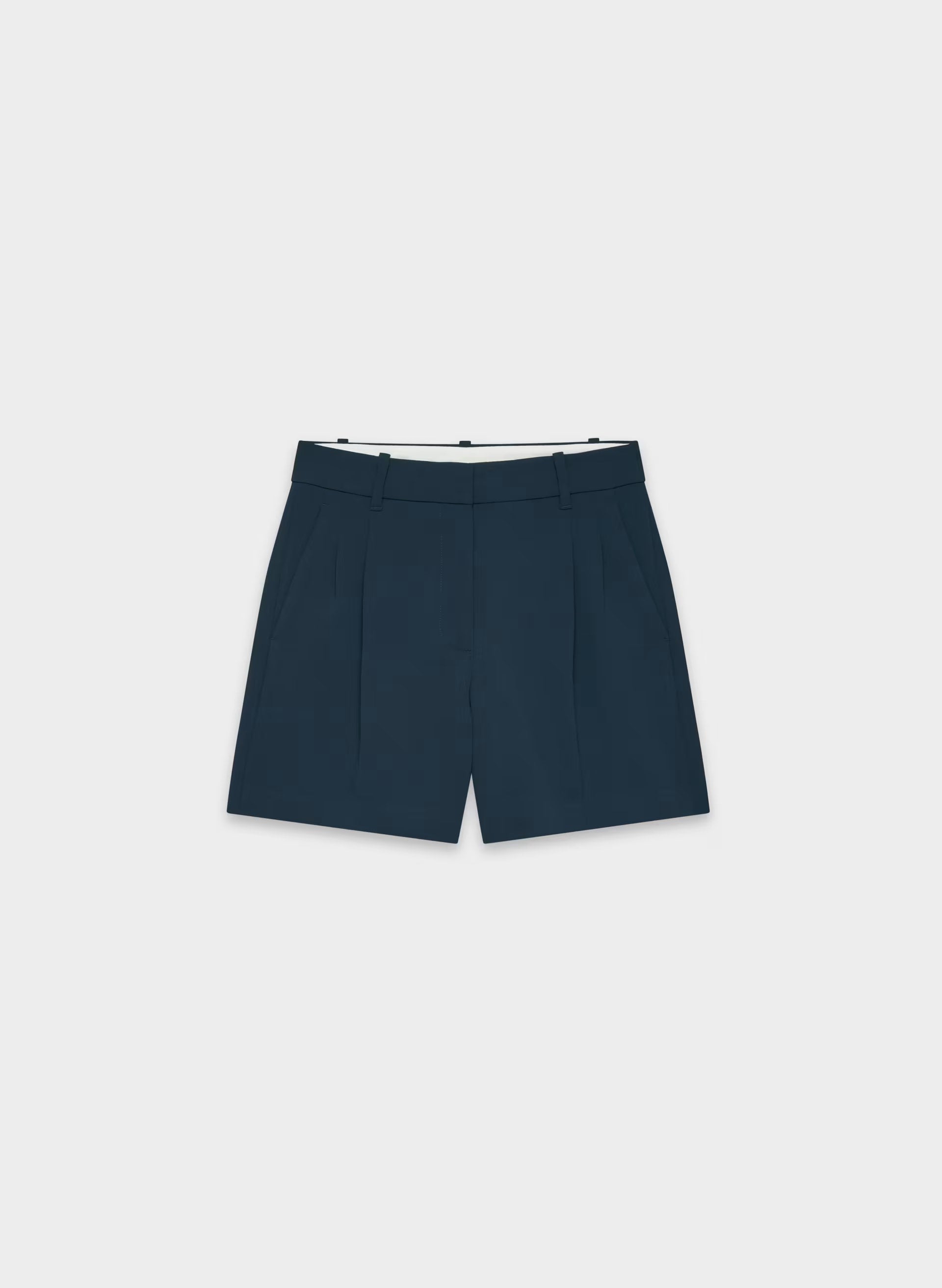 The Effortless Short™ Mid-Thigh - Crepette™ - ADMIRAL