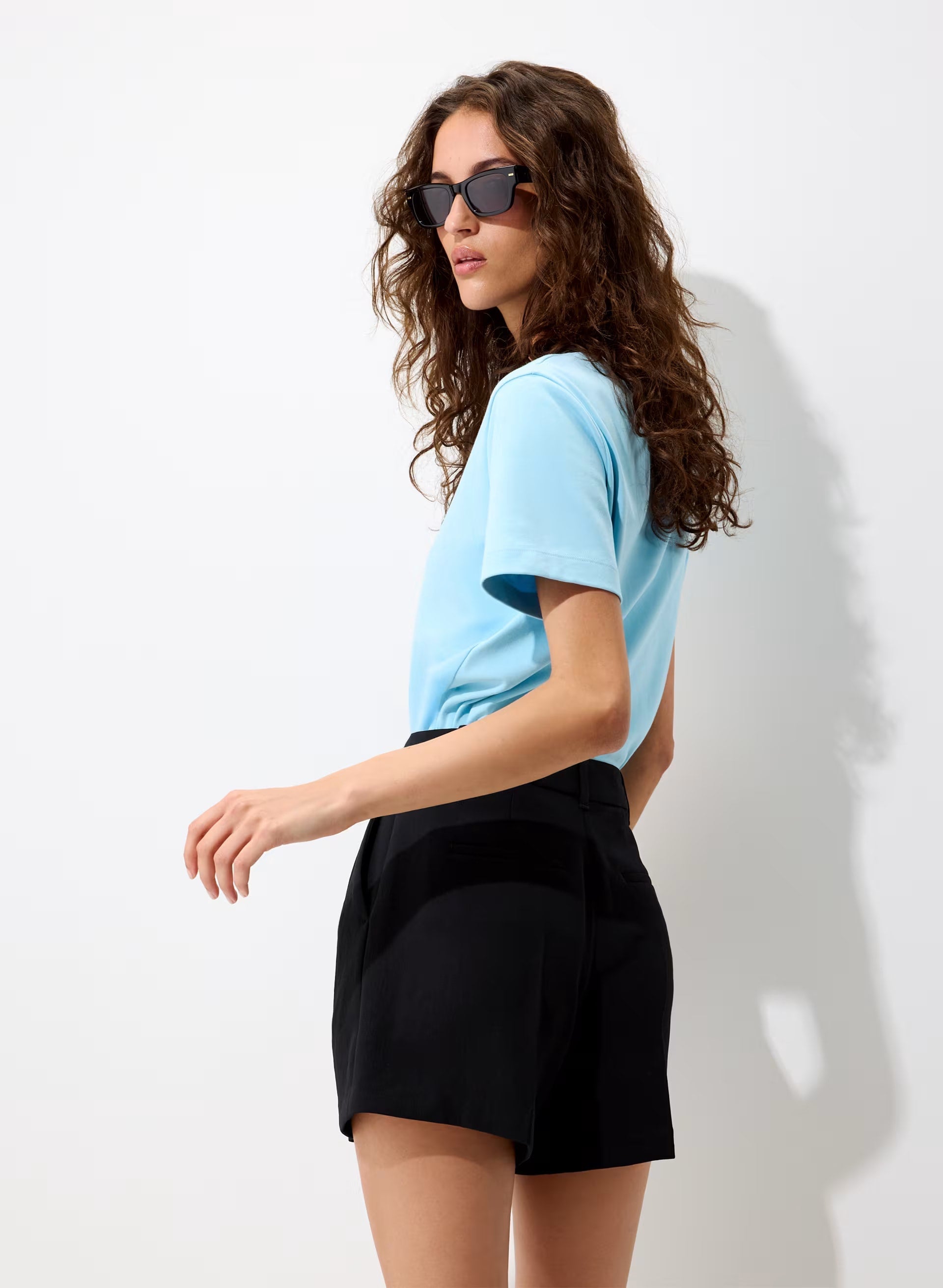 The Effortless Short™ Mid-Thigh - Crepette™ - VINTAGE NAVY