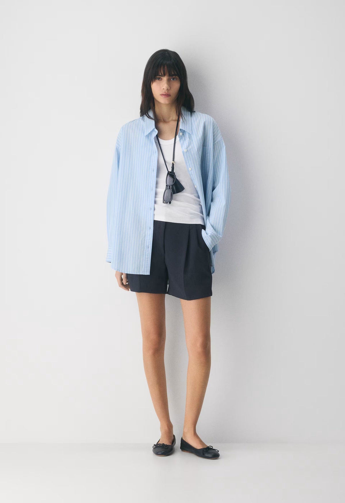 The Effortless Short™ Mid-Thigh - Crepette™ - DARK NIGHT NAVY