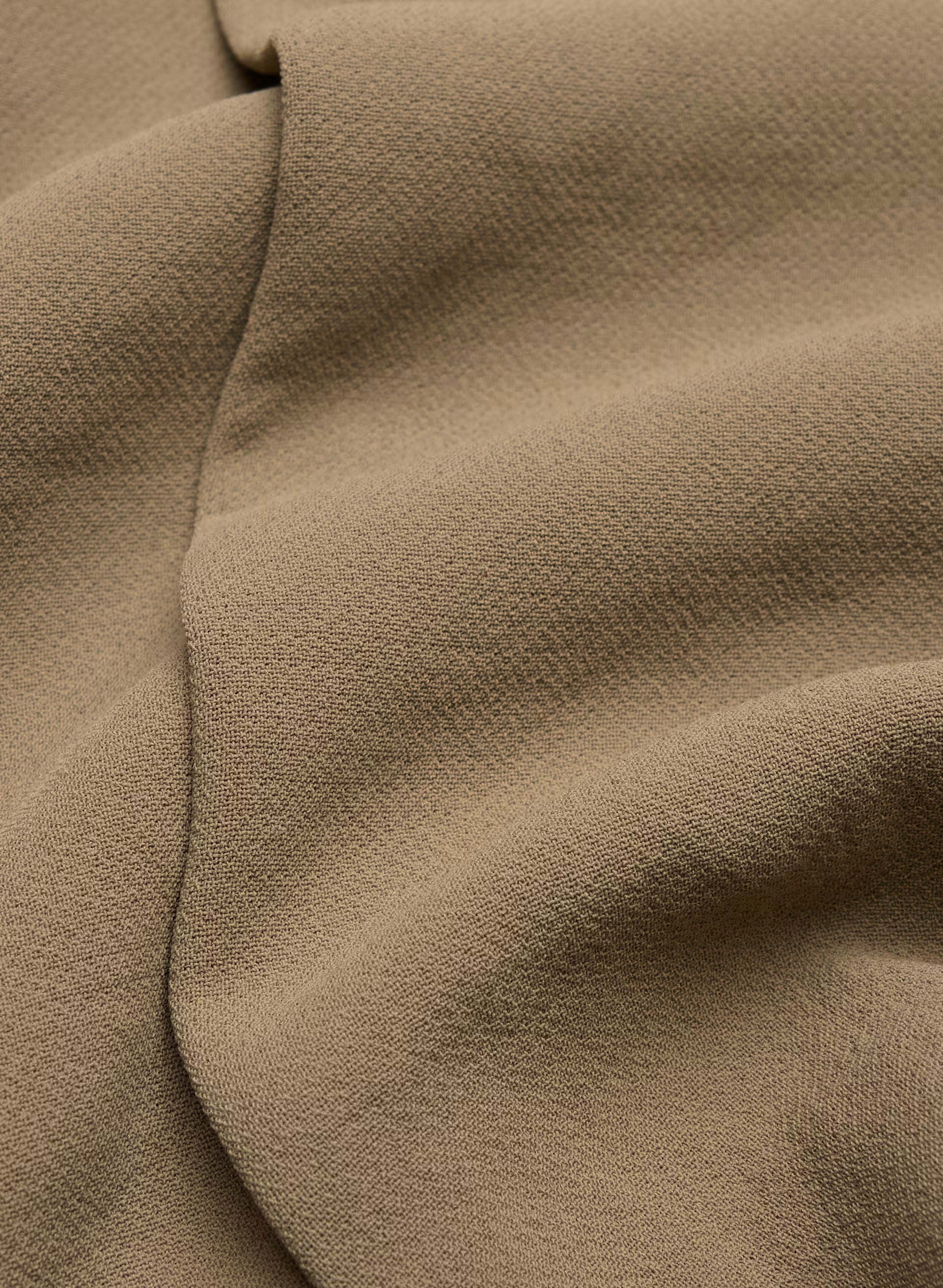 The Effortless Short™ Mid-Thigh - Crepette™ - FOLIO TAUPE