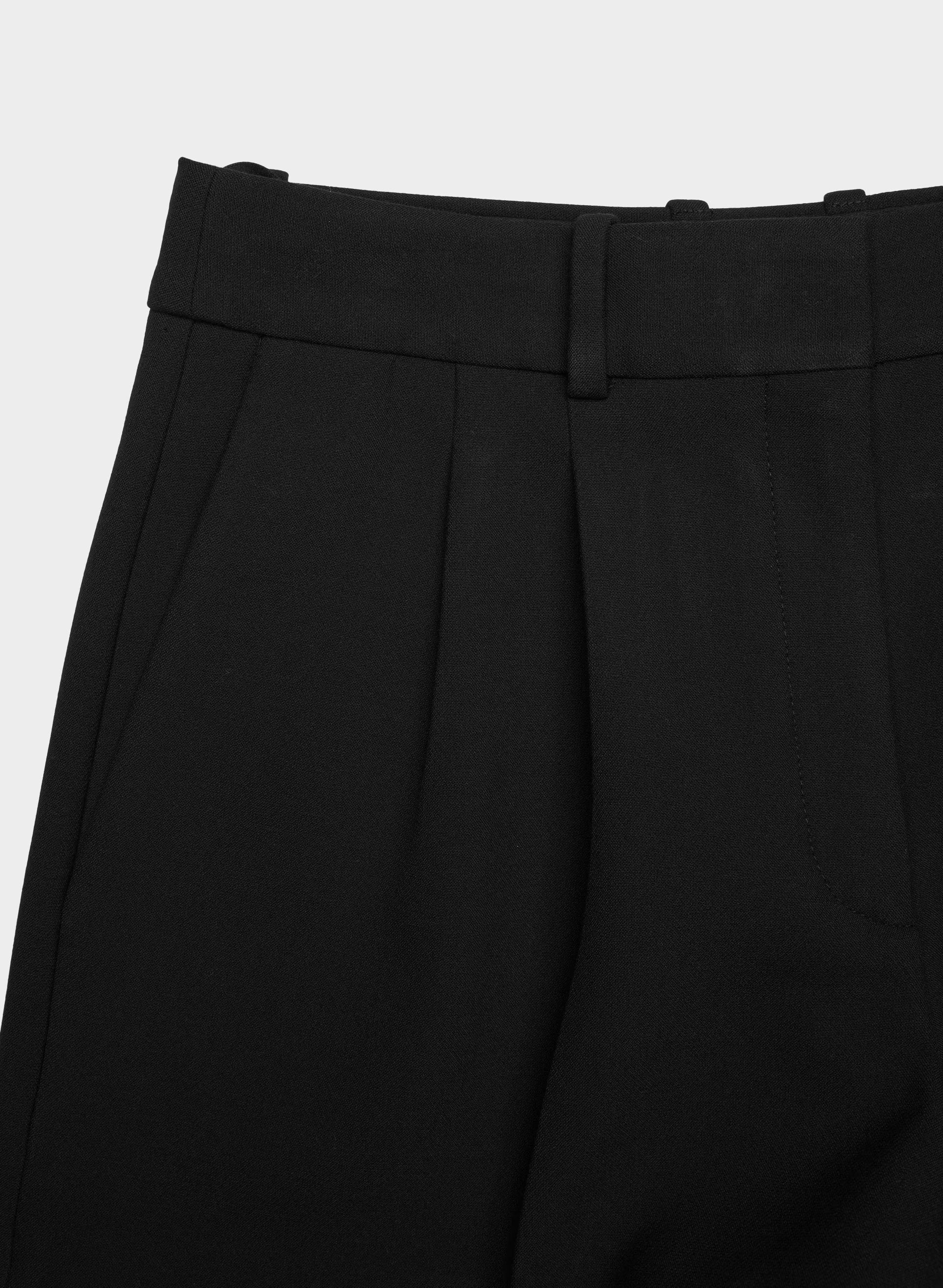 Pleated Mini Short - Eversential™ - BLACK