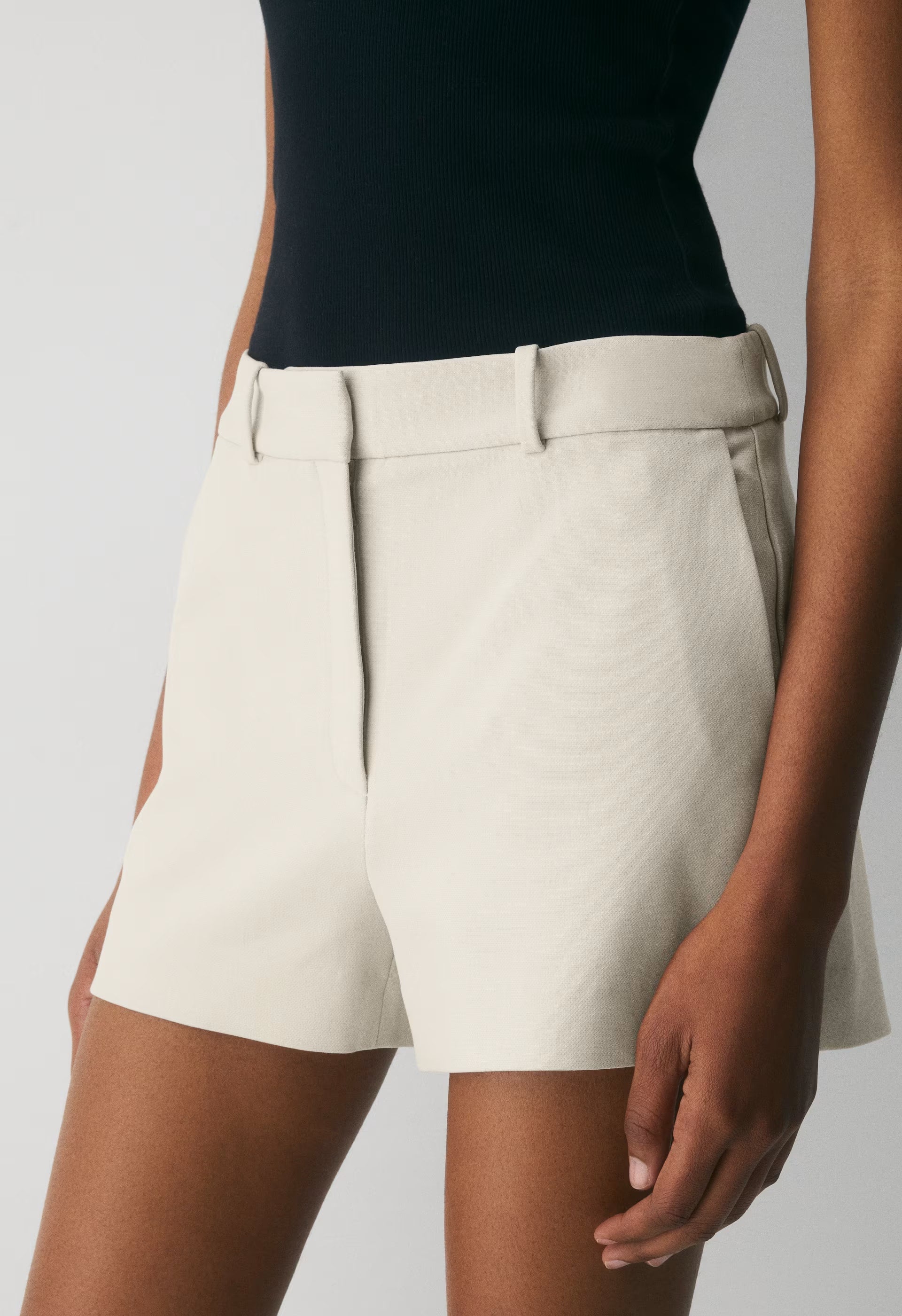New Agency Mini Short - Eversential™ - METROPOLIS BEIGE