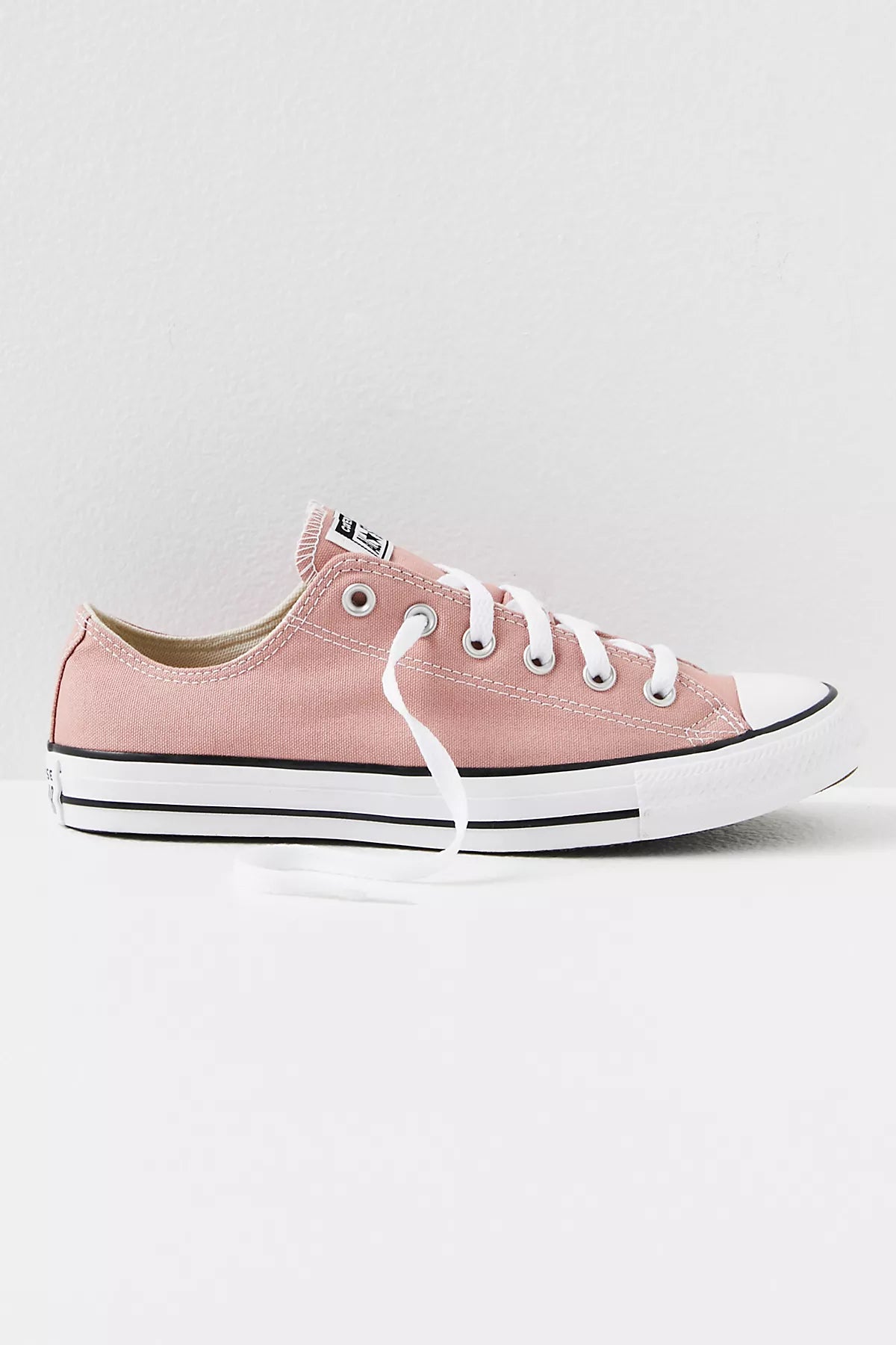 Chuck Taylor All Star Low-Top Converse Sneakers
