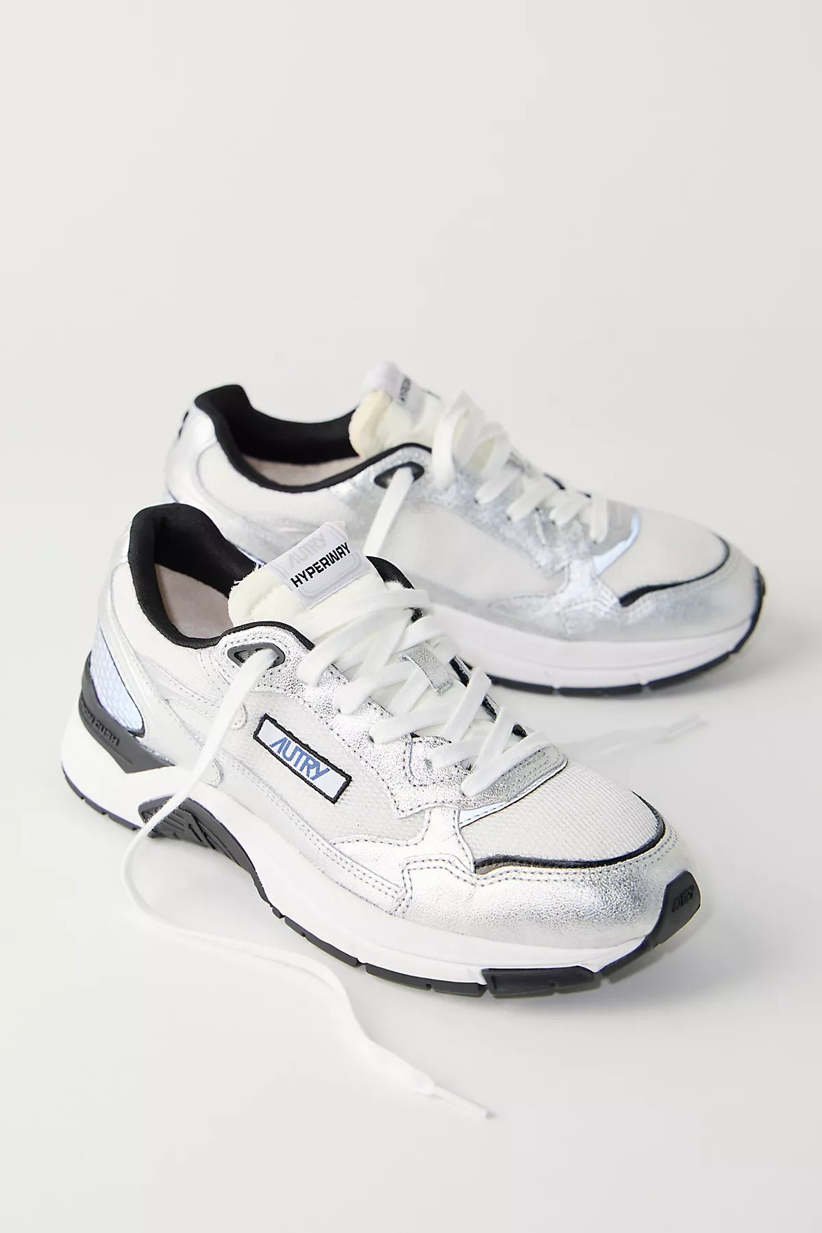 Autry Hyperway Low-Top Sneakers