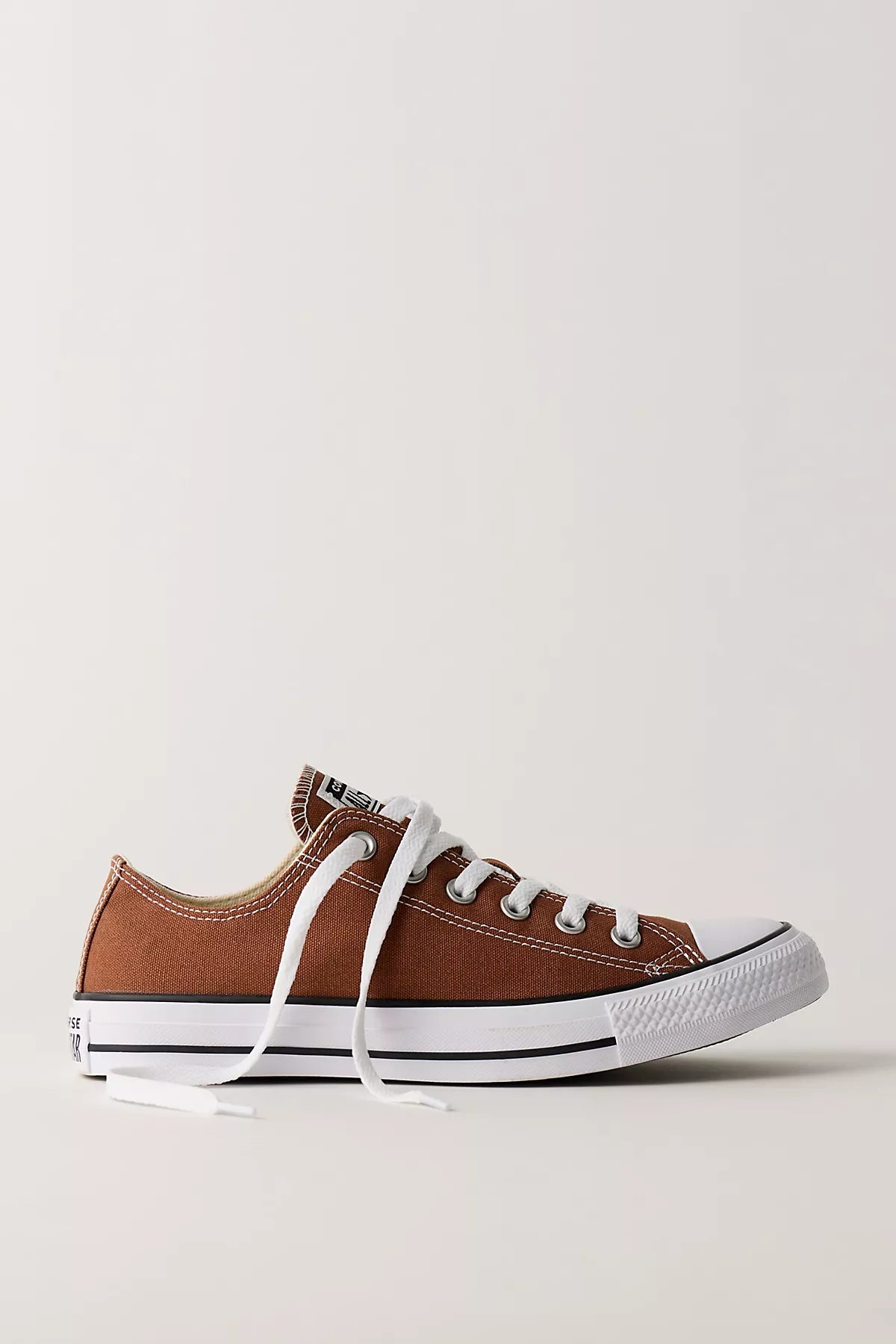 Chuck Taylor All Star Low-Top Converse Sneakers