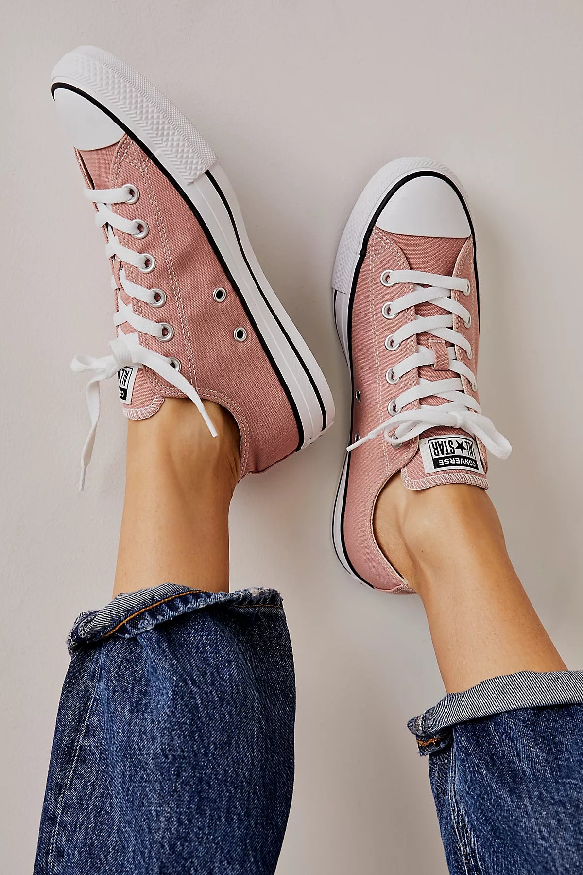 Chuck Taylor All Star Low-Top Converse Sneakers