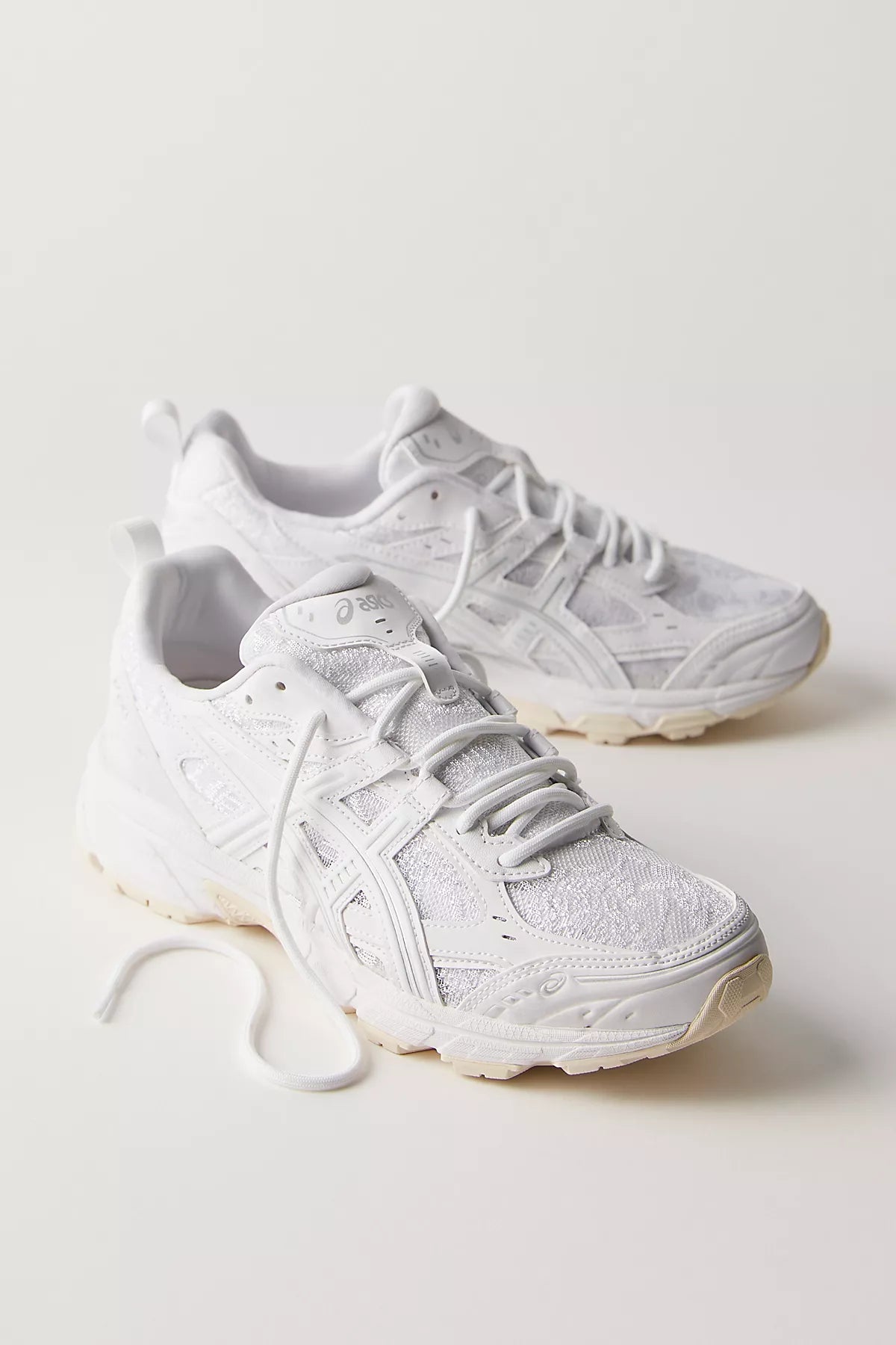 ASICS GEL-NUNOBIKI Lace Sneakers