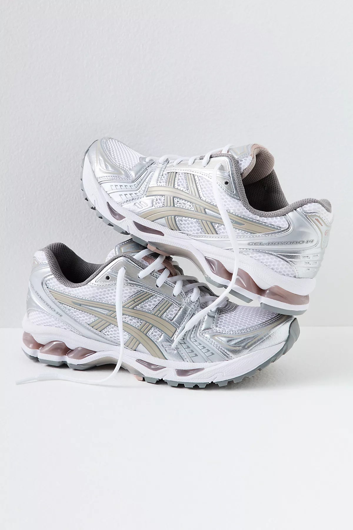 ASICS GEL-KAYANO 14 Sneakers