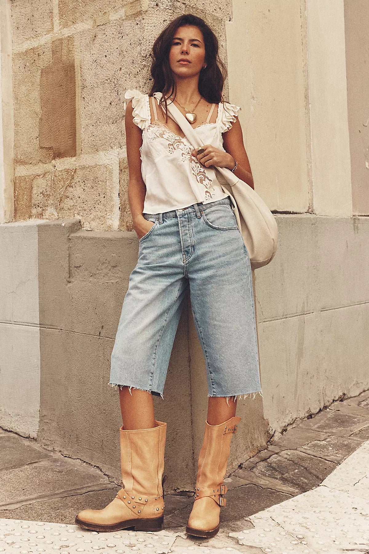 We The Free Low-Rise Relaxed Capri Jeans