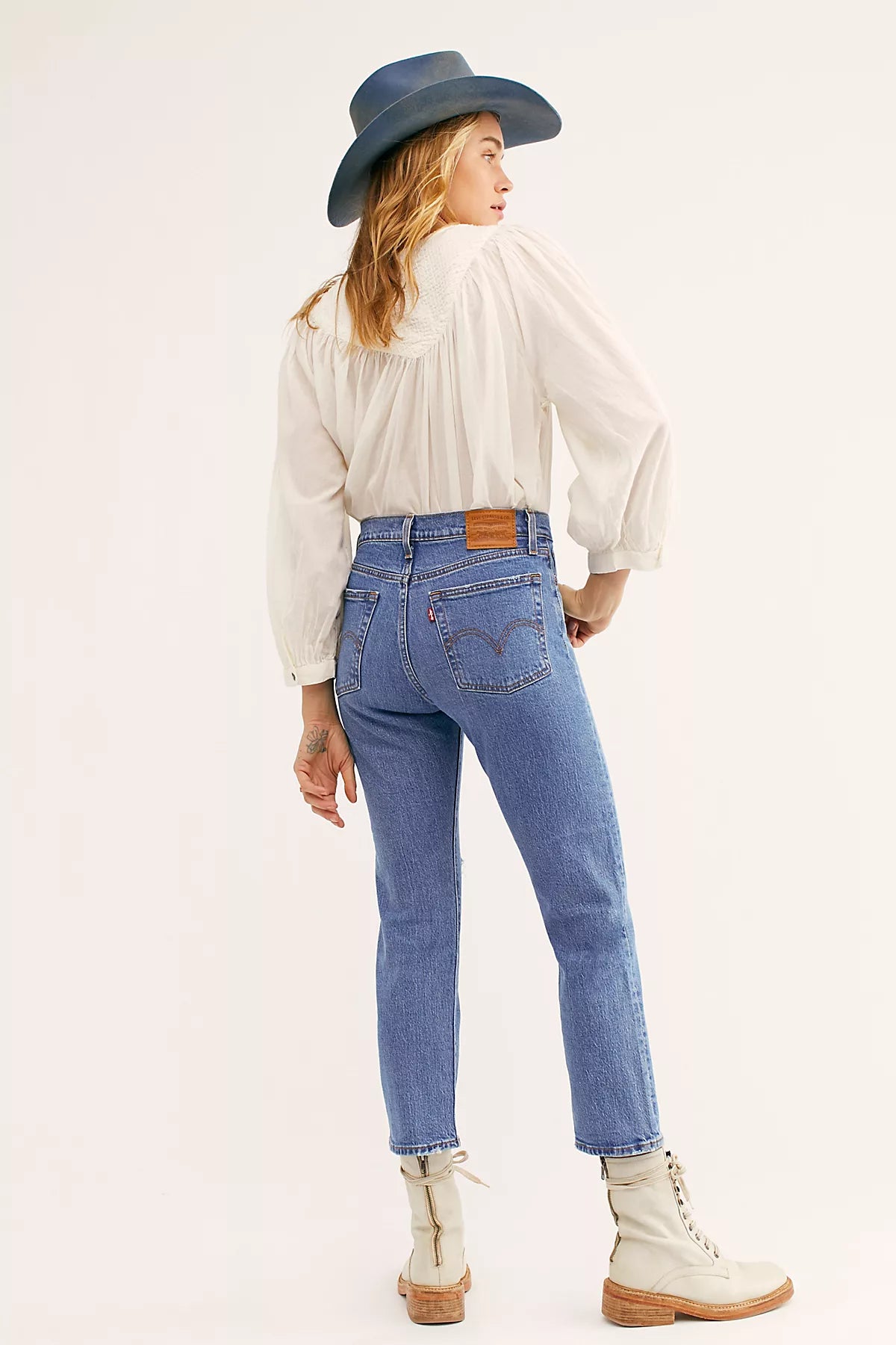 Levi's Wedgie Straight Jeans