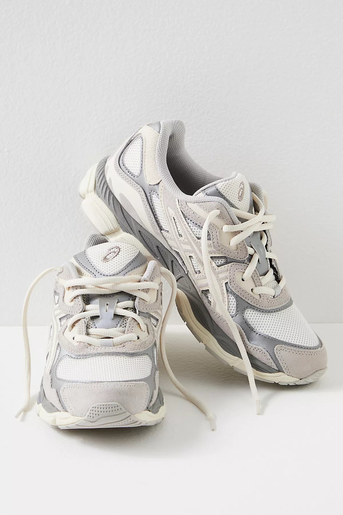 ASICS GEL-NYC Sneakers